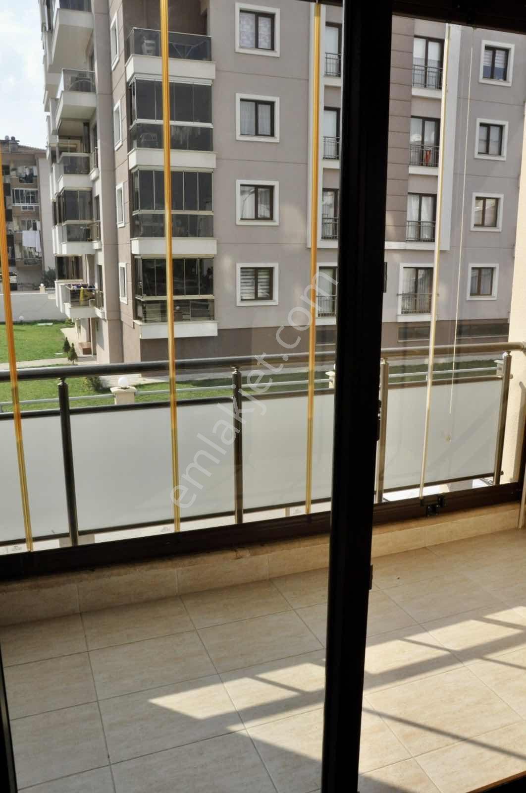 Altınşehir Saluspark Havuzlu Sitede Ara Kat 3+1 Daire - Görsel 15