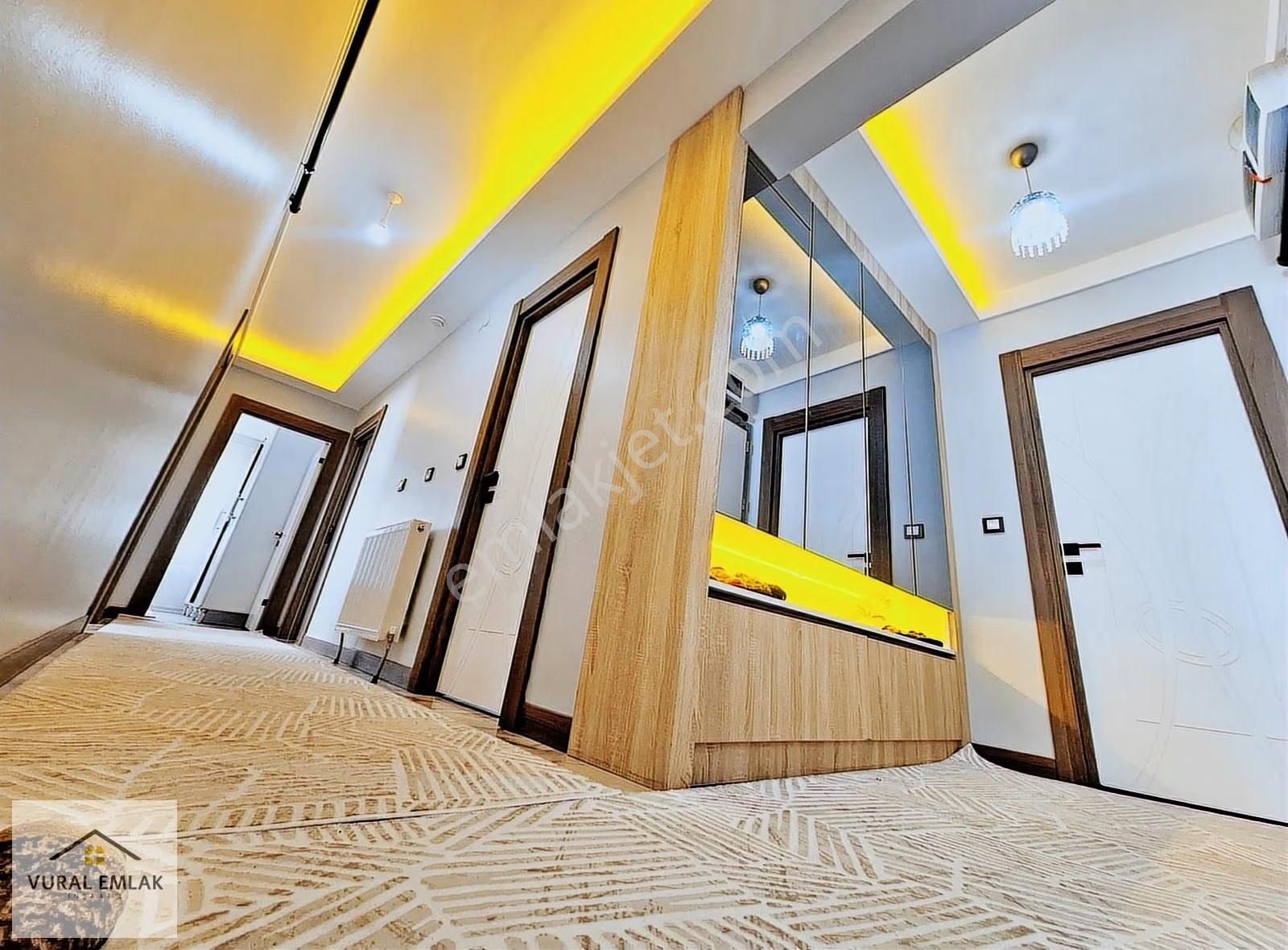 Vural Emlaktan 3+1 İskanlı Köşe Başı 150m2 G.odalı Cam Balkonlu - Görsel 20
