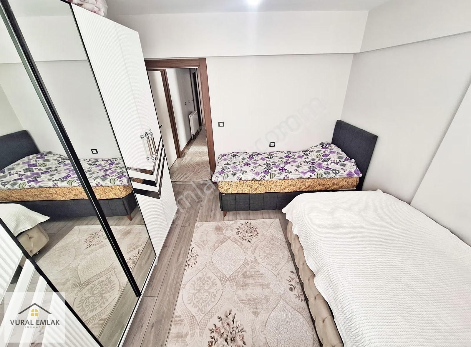 Vural Emlaktan 3+1 İskanlı Köşe Başı 150m2 G.odalı Cam Balkonlu - Görsel 14