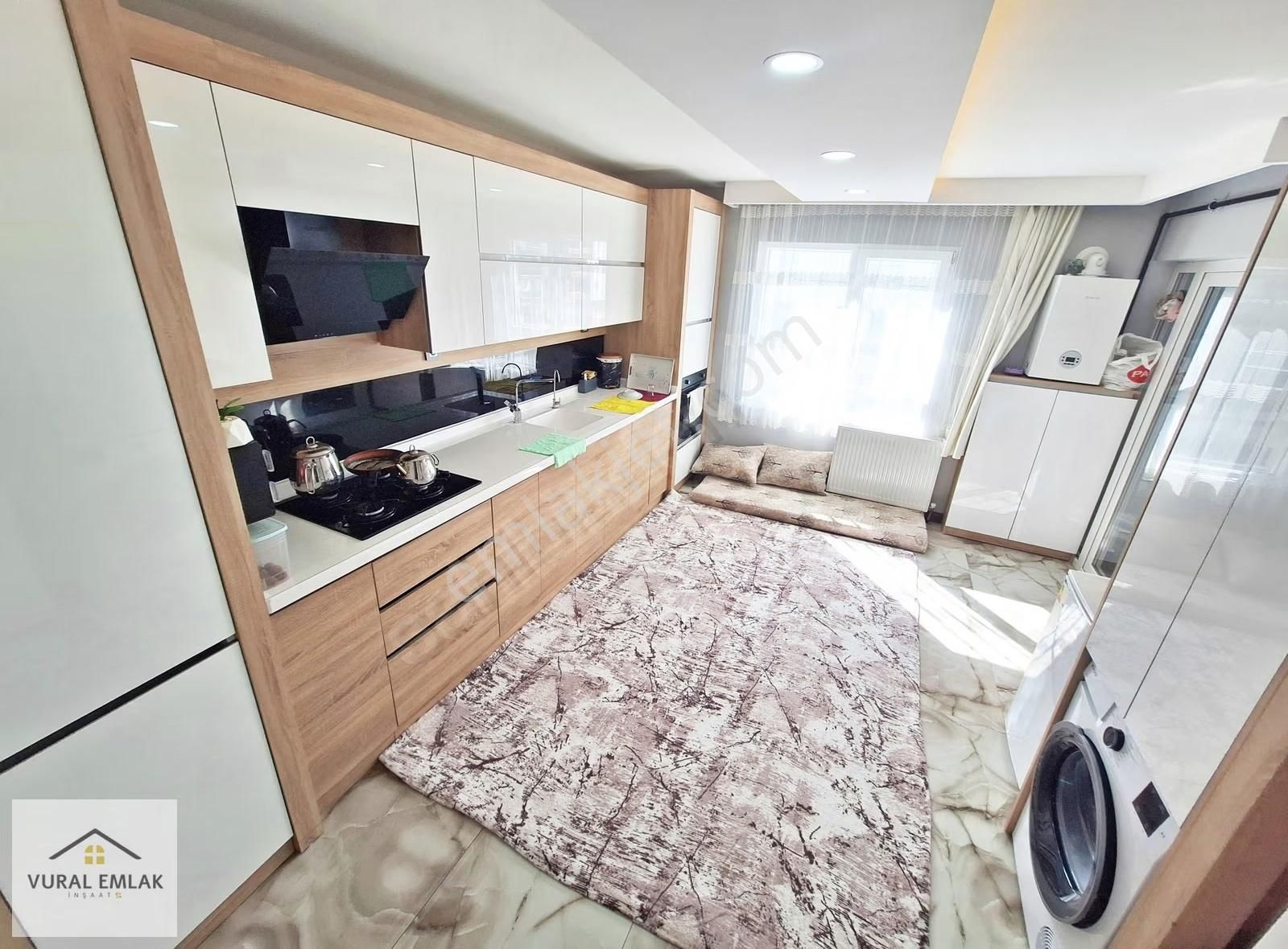 Vural Emlaktan 3+1 İskanlı Köşe Başı 150m2 G.odalı Cam Balkonlu - Görsel 15
