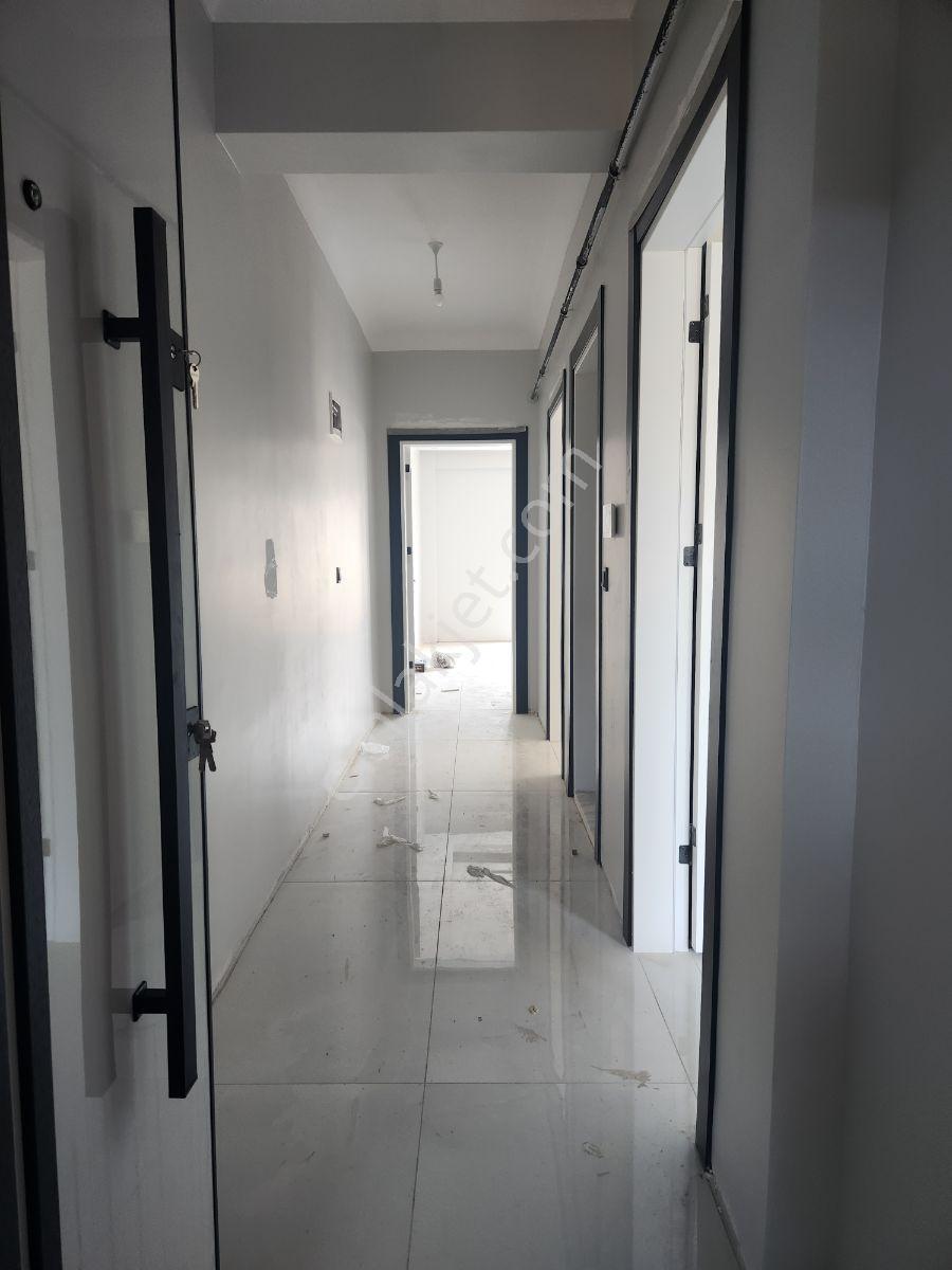 Başiskele Yeşilyurt'ta 2+1 Arakat Kiralık Daire - Görsel 3