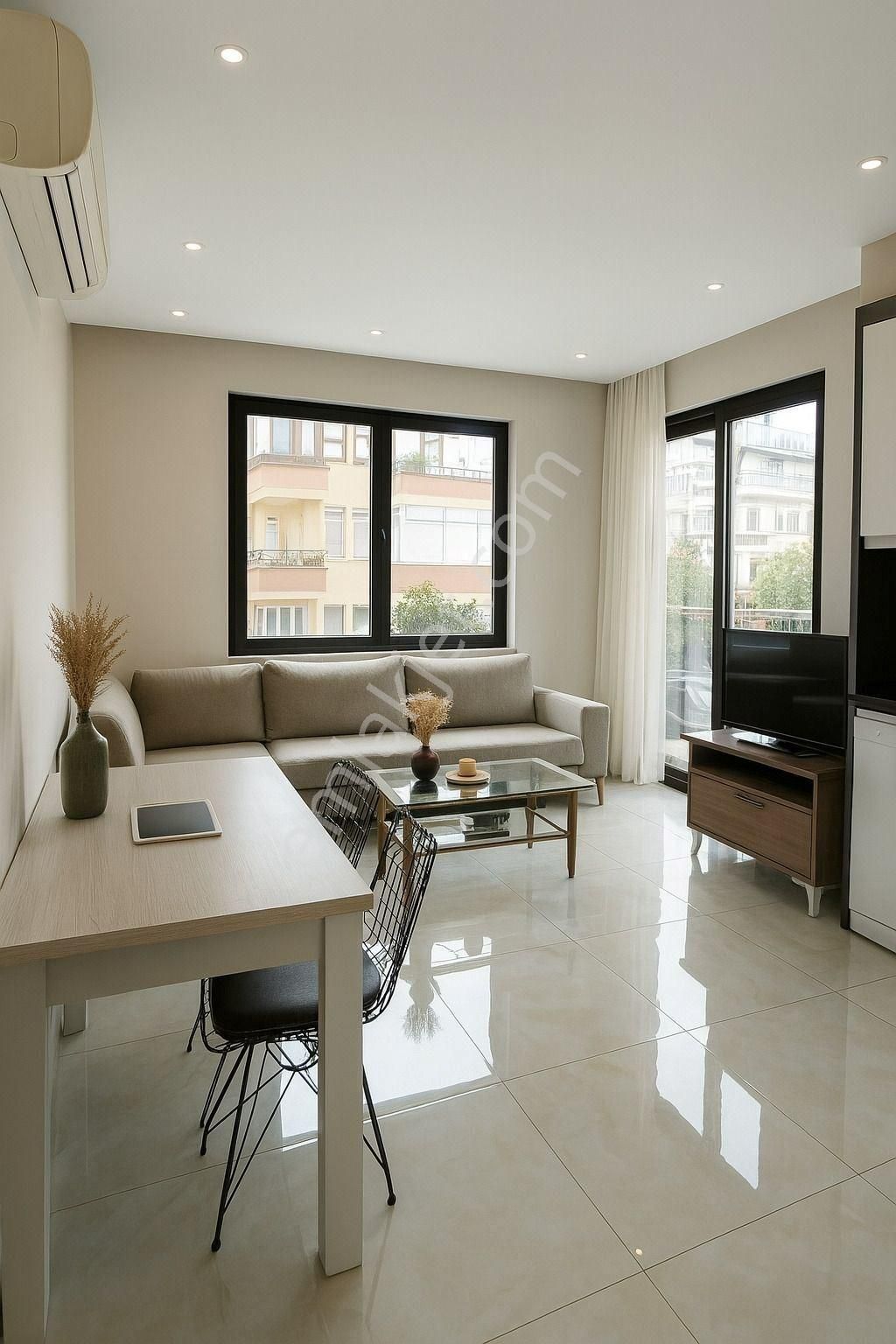 Alanya/saray Full Aktiviteli Site İcerisinde 2+1 Satılık Daire
