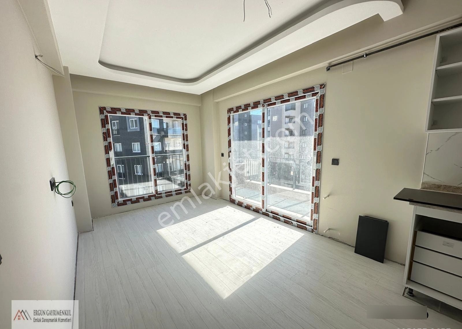 Yatırımlık & Oturumluk 2+1 Mezitli 75. Yıl Deniz Manzaralı Daire - Görsel 8