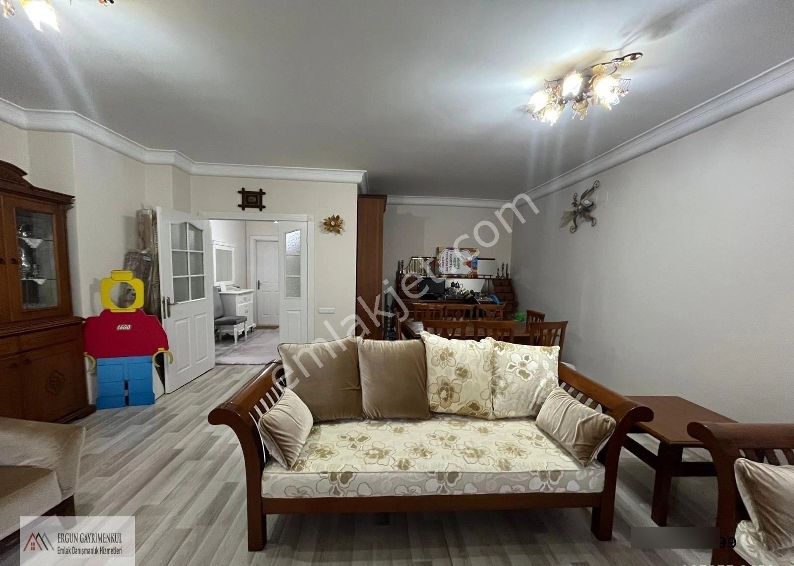 Ergünden Hürriyette Sitede Palmcity 2,çevre Yolu Civ 4+1satılık