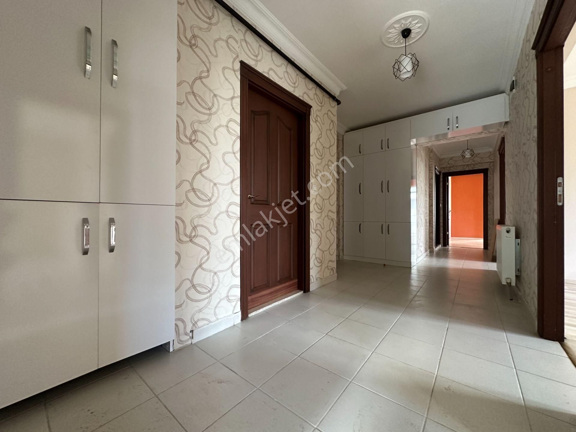 Yükseltepe Mahallesi 1837 Sokak 1.kat 3+1 Güney Cephe Kiralık Daire - Görsel 31