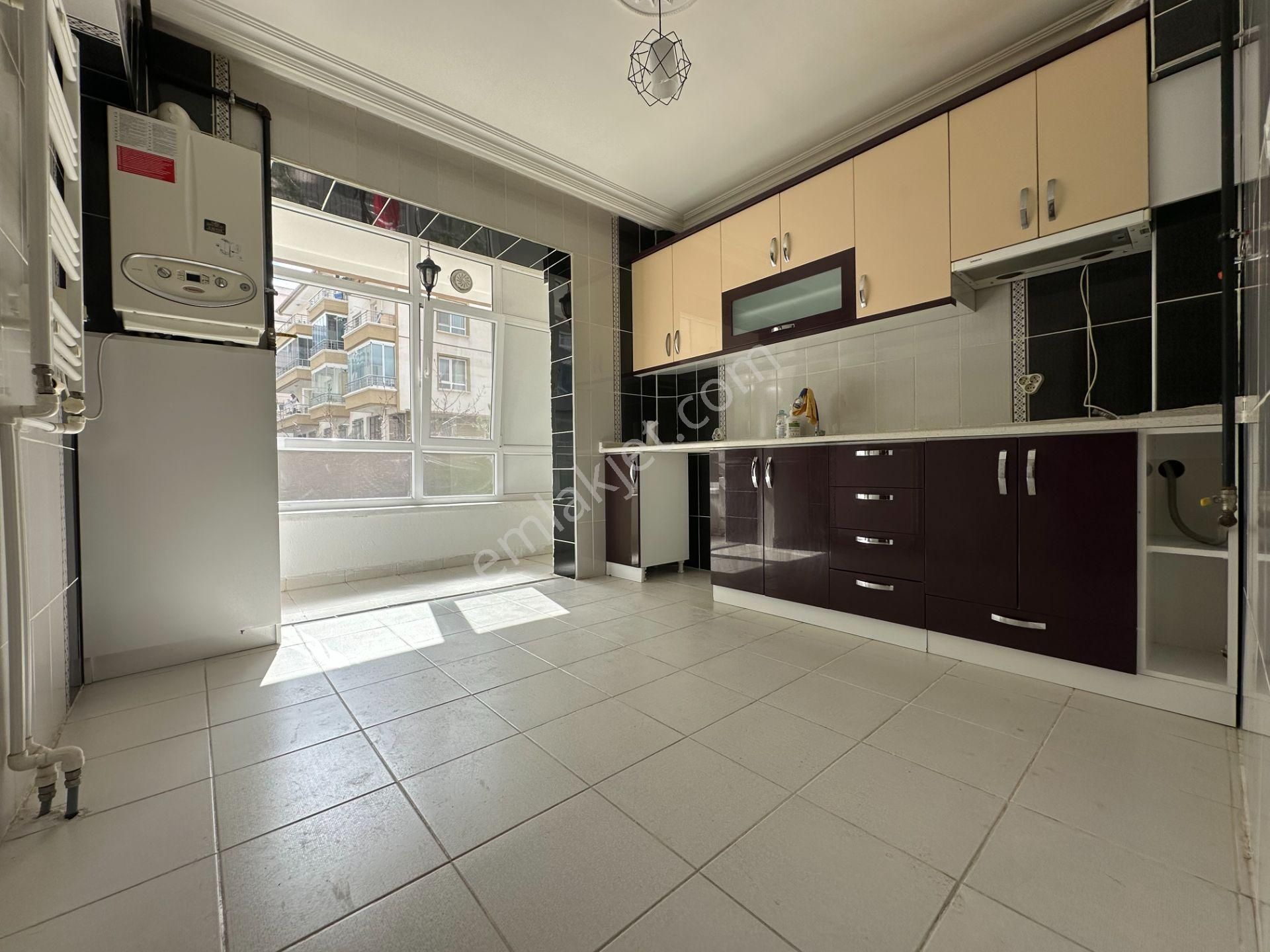 Yükseltepe Mahallesi 1837 Sokak 1.kat 3+1 Güney Cephe Kiralık Daire - Görsel 6