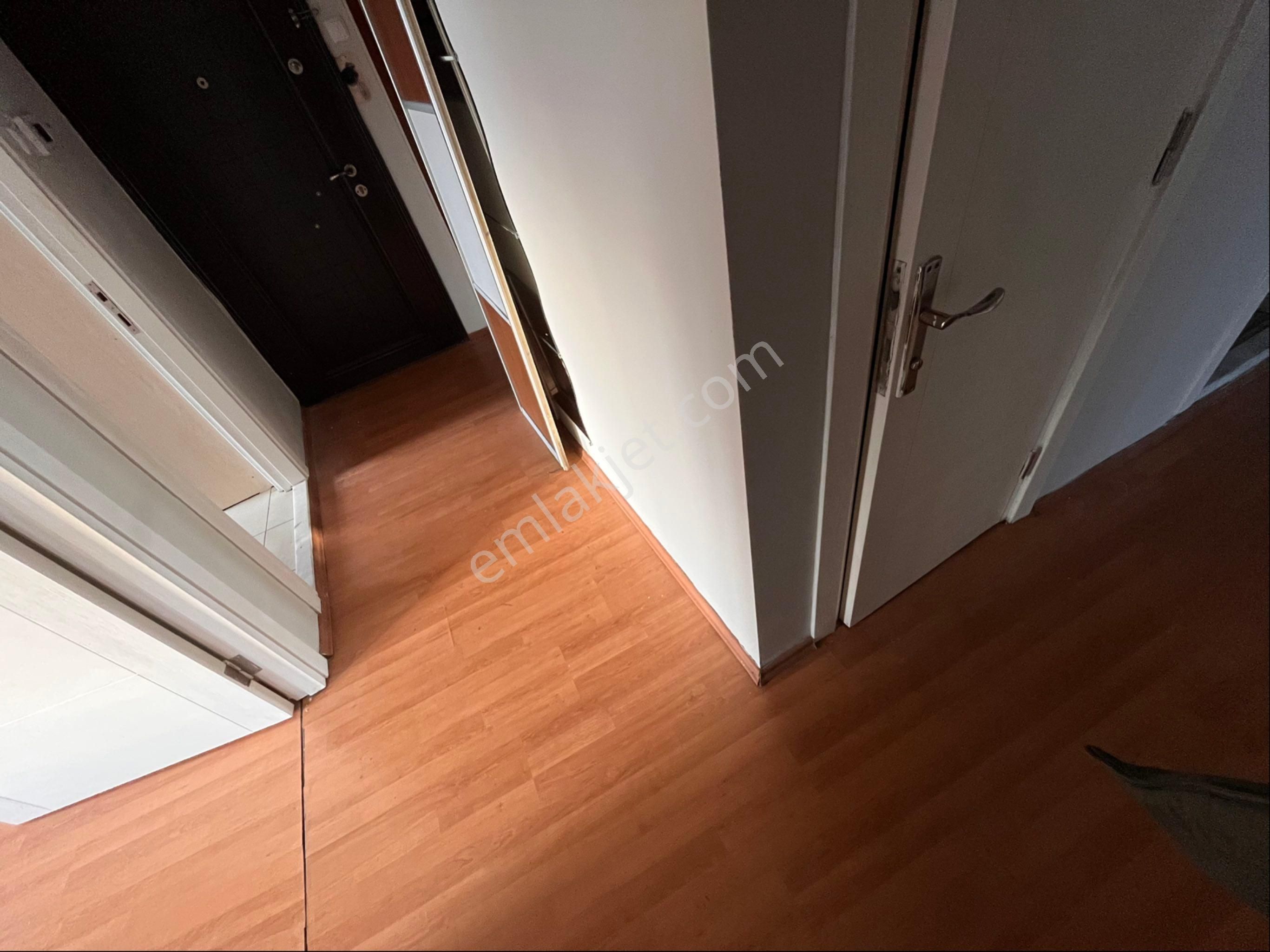 Metro Yakını Park Manzaralı 3+1 130m2 Köşe Daire - Görsel 17