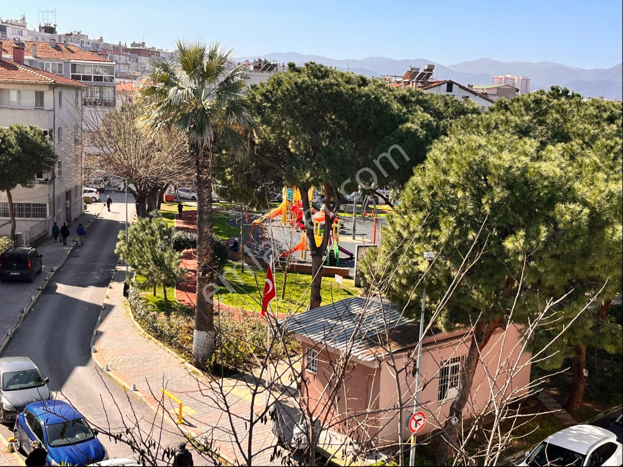 Metro Yakını Park Manzaralı 3+1 130m2 Köşe Daire - Görsel 35