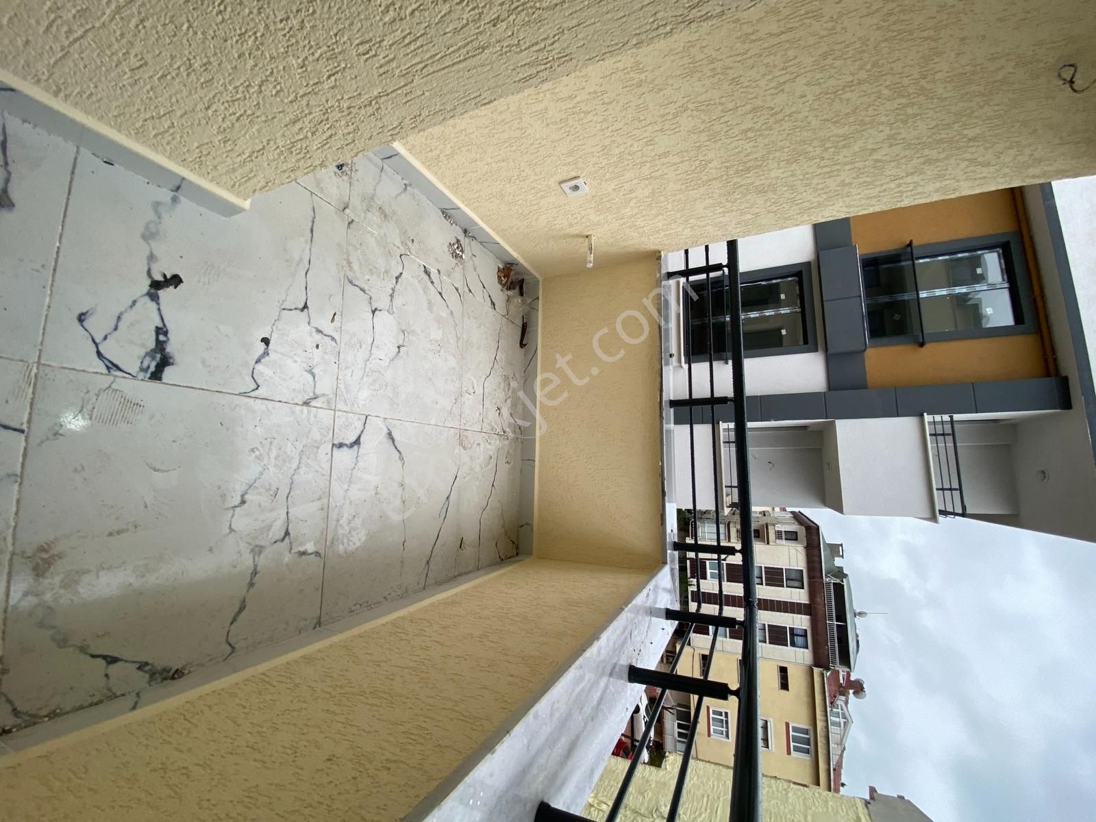 Lidya Emlak'tan Yeni Bina 2+1 90m2 Ara Kat Otoparklı Daire - Görsel 10