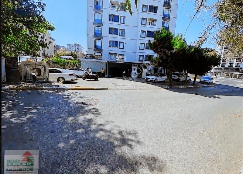 Necip Emlaktan Kiralık Depolu Dükkan - Görsel 3