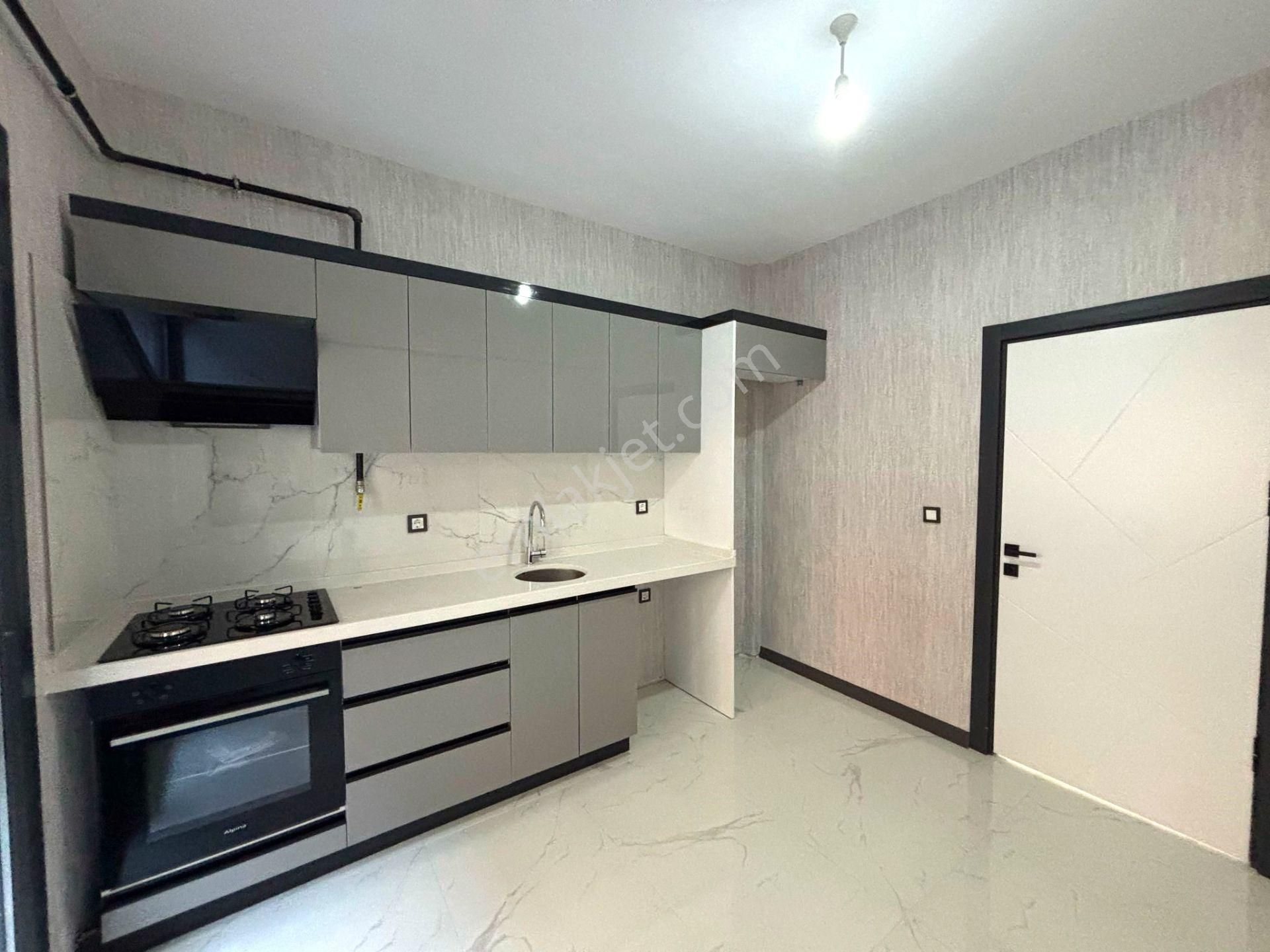 **eryıldız Gayrimenkul'den**atatürk Mah.iskanlı Ful+ful Ultra Lüks 3+1 - Görsel 3