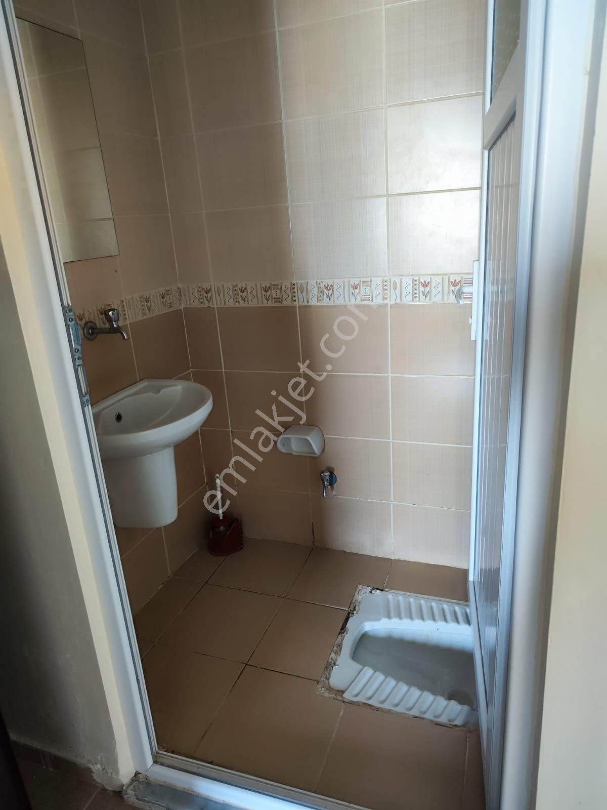 Üçkuyular Tokilerde Kiralik Full Eşyalı 2+1 Daire - Görsel 8