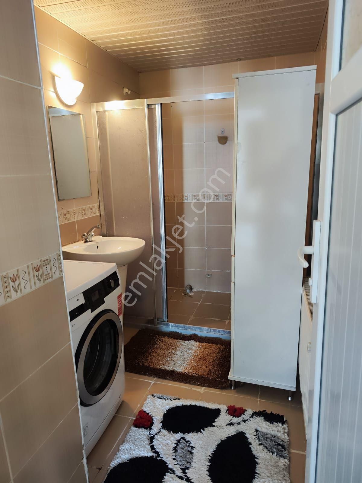 Üçkuyular Tokilerde Kiralik Full Eşyalı 2+1 Daire - Görsel 13