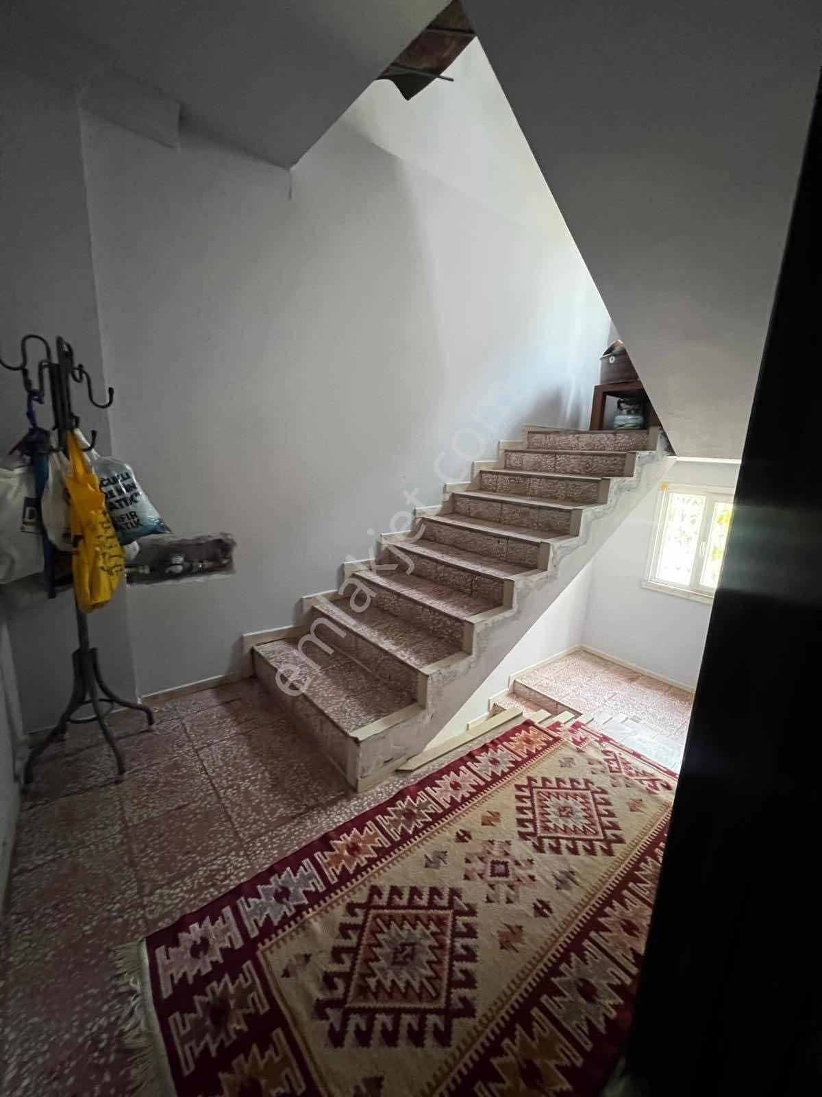 Mıroğlu Emlak'tan 2 Katlı Müstakıl 3 + 1 Bağımsız Mutfak 158m2 - Görsel 12