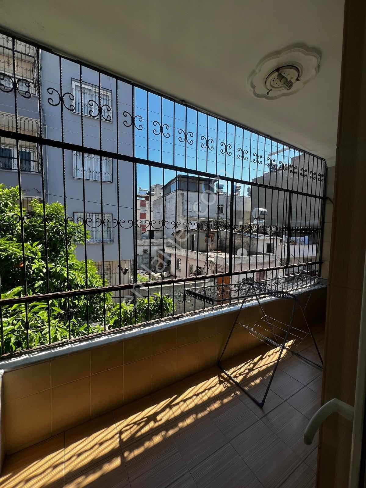 Mıroğlu Emlak'tan 2 Katlı Müstakıl 3 + 1 Bağımsız Mutfak 158m2 - Görsel 2