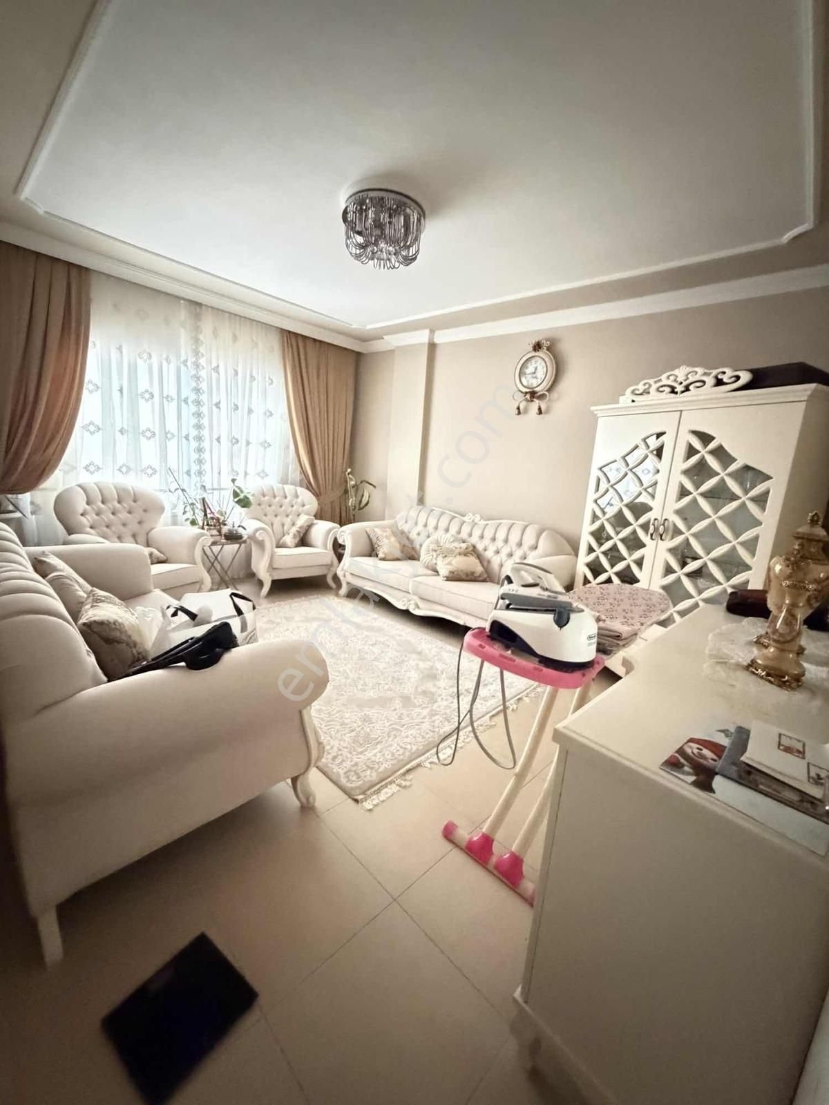 Miroğlu Emlak 'tan Sıtelerde 4 Katlı Bına Komple Satılık 3 + 1 - Görsel 3