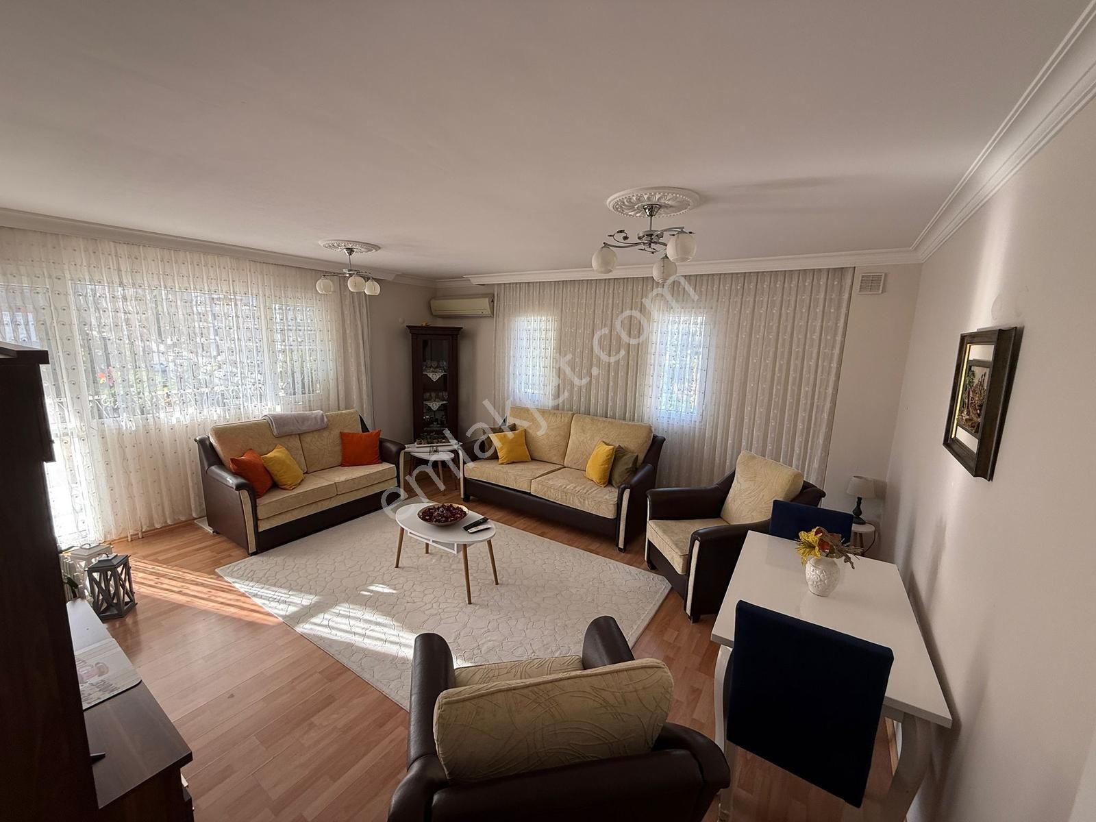 Balçova Çetin Emeç'te Köşe Konumda Manzaralı Satılık 3+1 Daire - Görsel 5