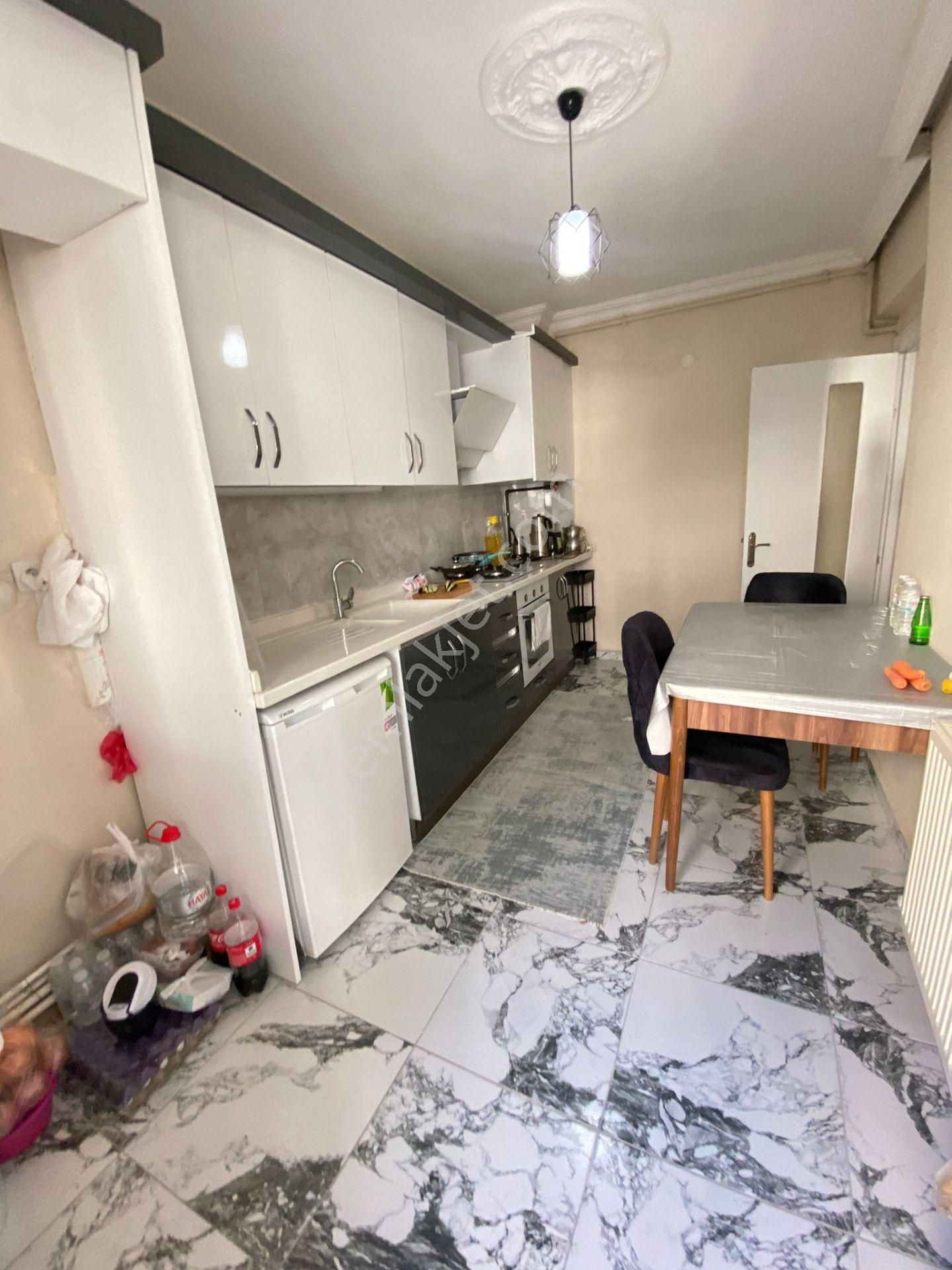 Buca Şirinyer Hürriyet Mah.de 3+1 120m2 Dgazlı Ayrı Mutfak Araka Kiralık Daire - Görsel 14