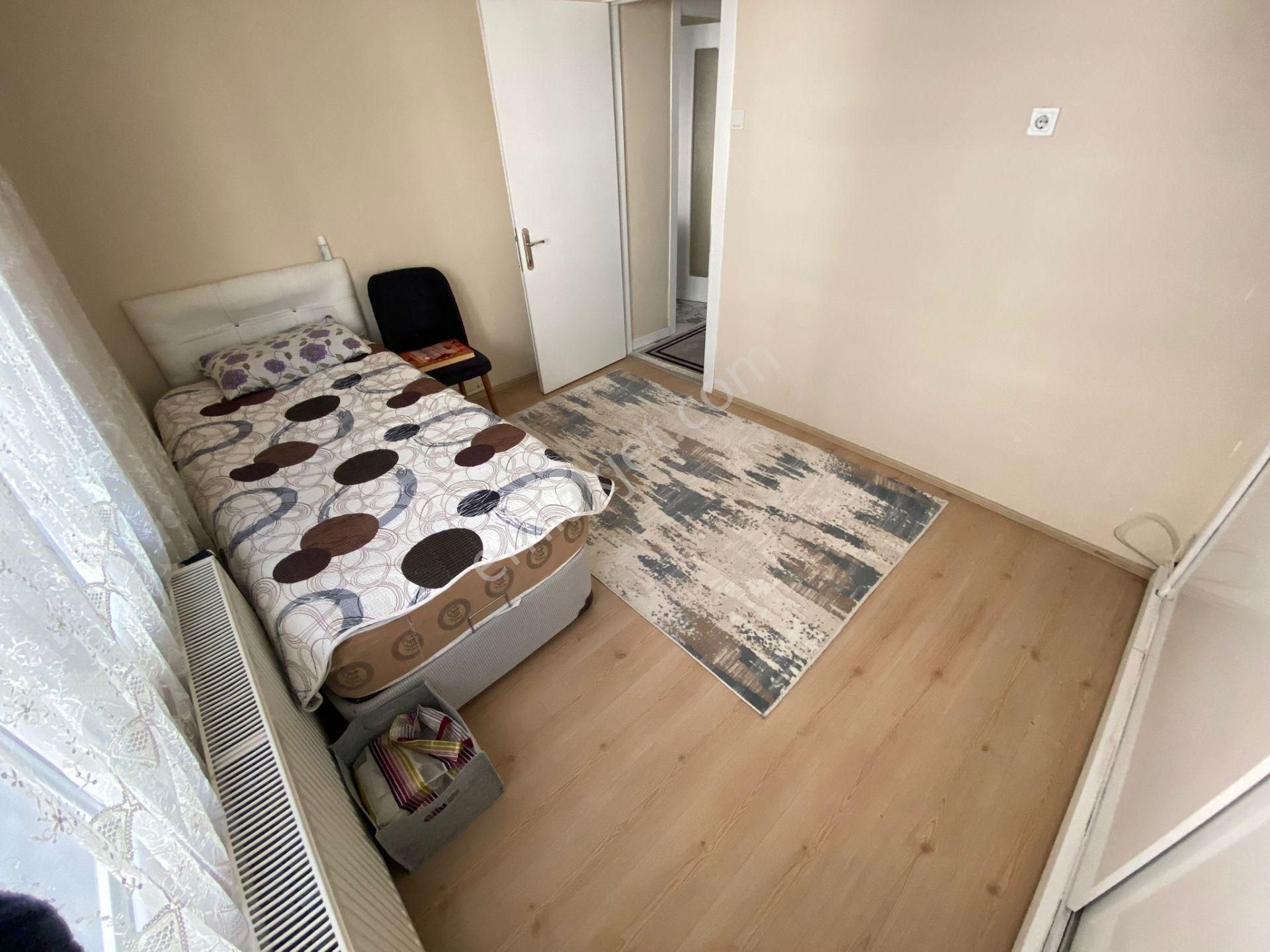 Buca Şirinyer Hürriyet Mah.de 3+1 120m2 Dgazlı Ayrı Mutfak Araka Kiralık Daire - Görsel 8