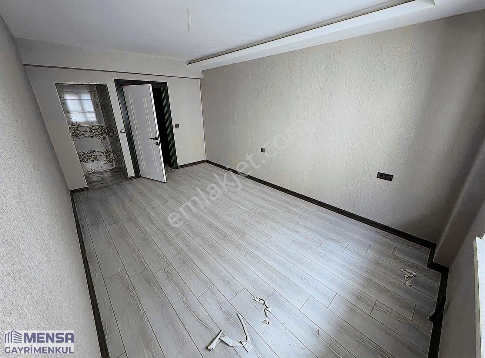 Mensa'dan Kiralık Ara Kat E.banyolu Teras Balkonlu 3+1 - Görsel 8