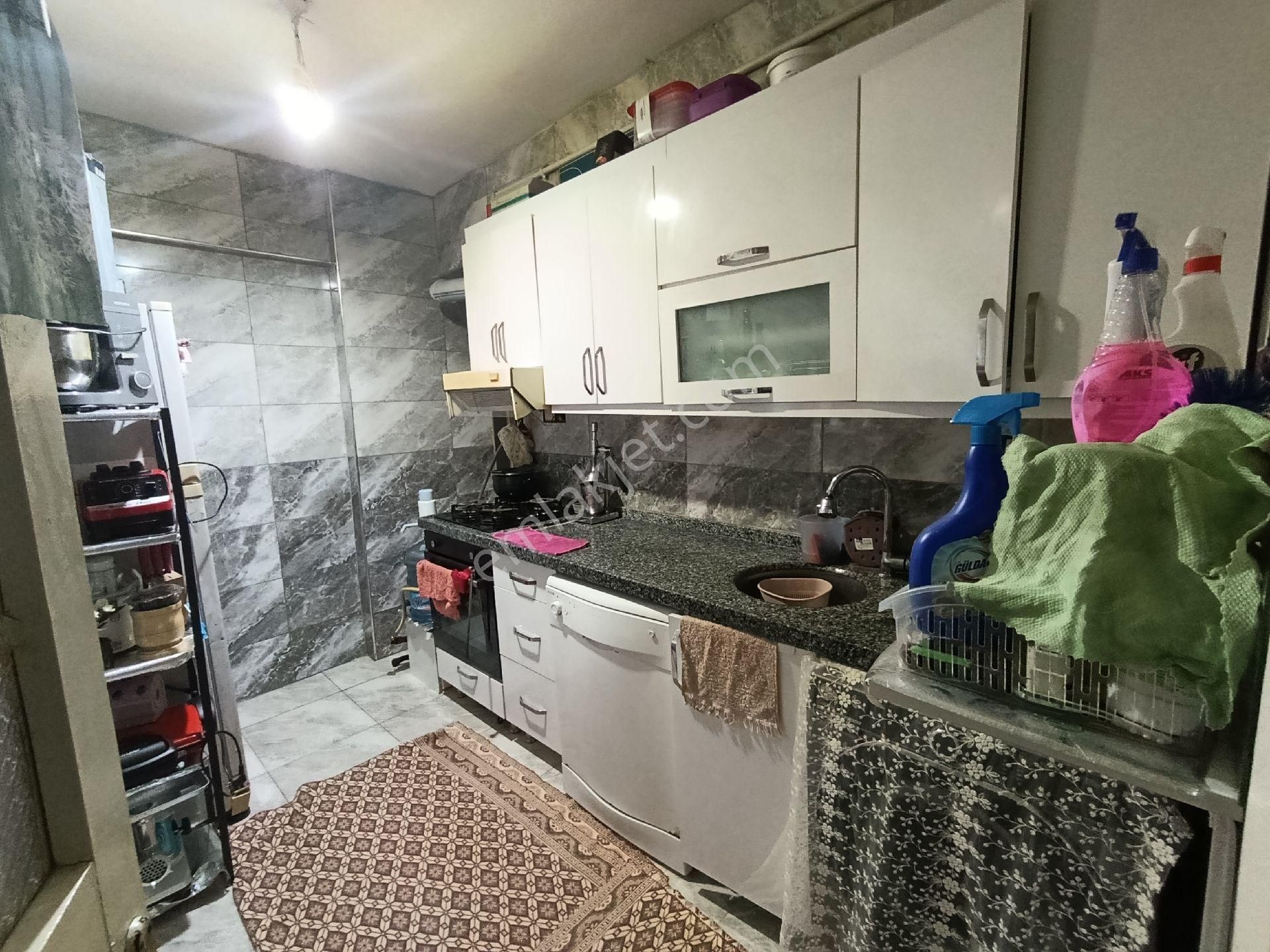 Hicret Emlaktan Esenler Nine Hatun Mah Satılık Daire 2+1 100 M2 - Görsel 17