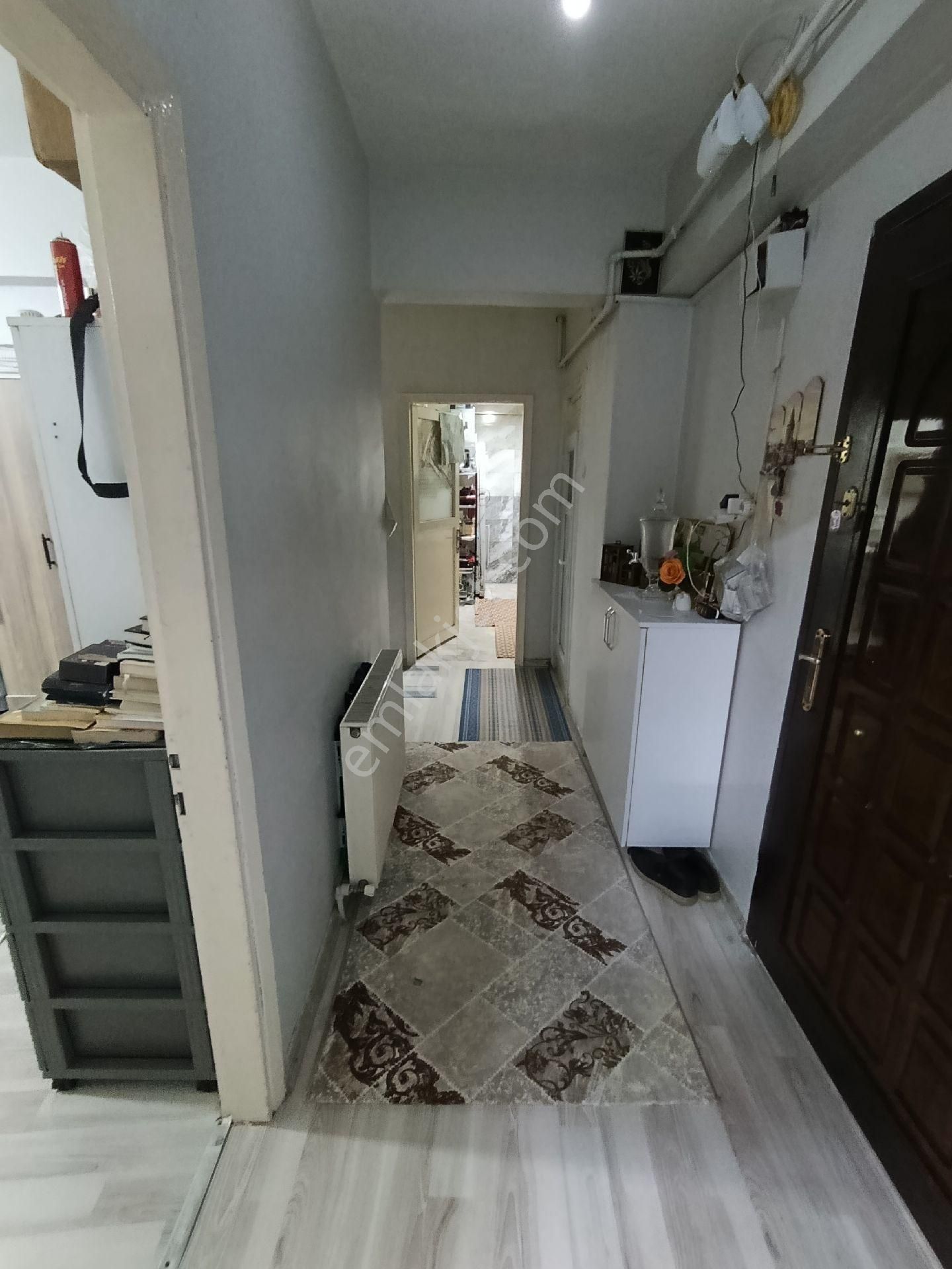 Hicret Emlaktan Esenler Nine Hatun Mah Satılık Daire 2+1 100 M2 - Görsel 16