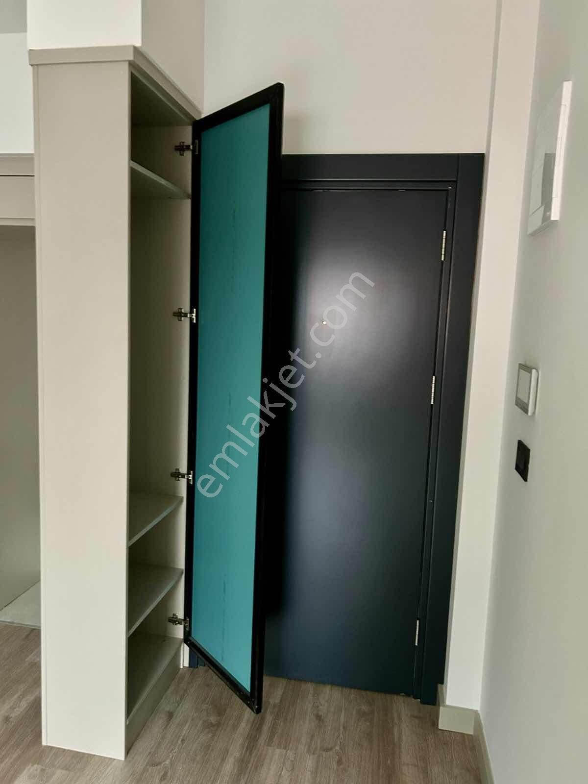 Buca Merkez'de Üniversite Ve Hasanağa Bahçesi Yakını Sıfır 1+1 - Görsel 26