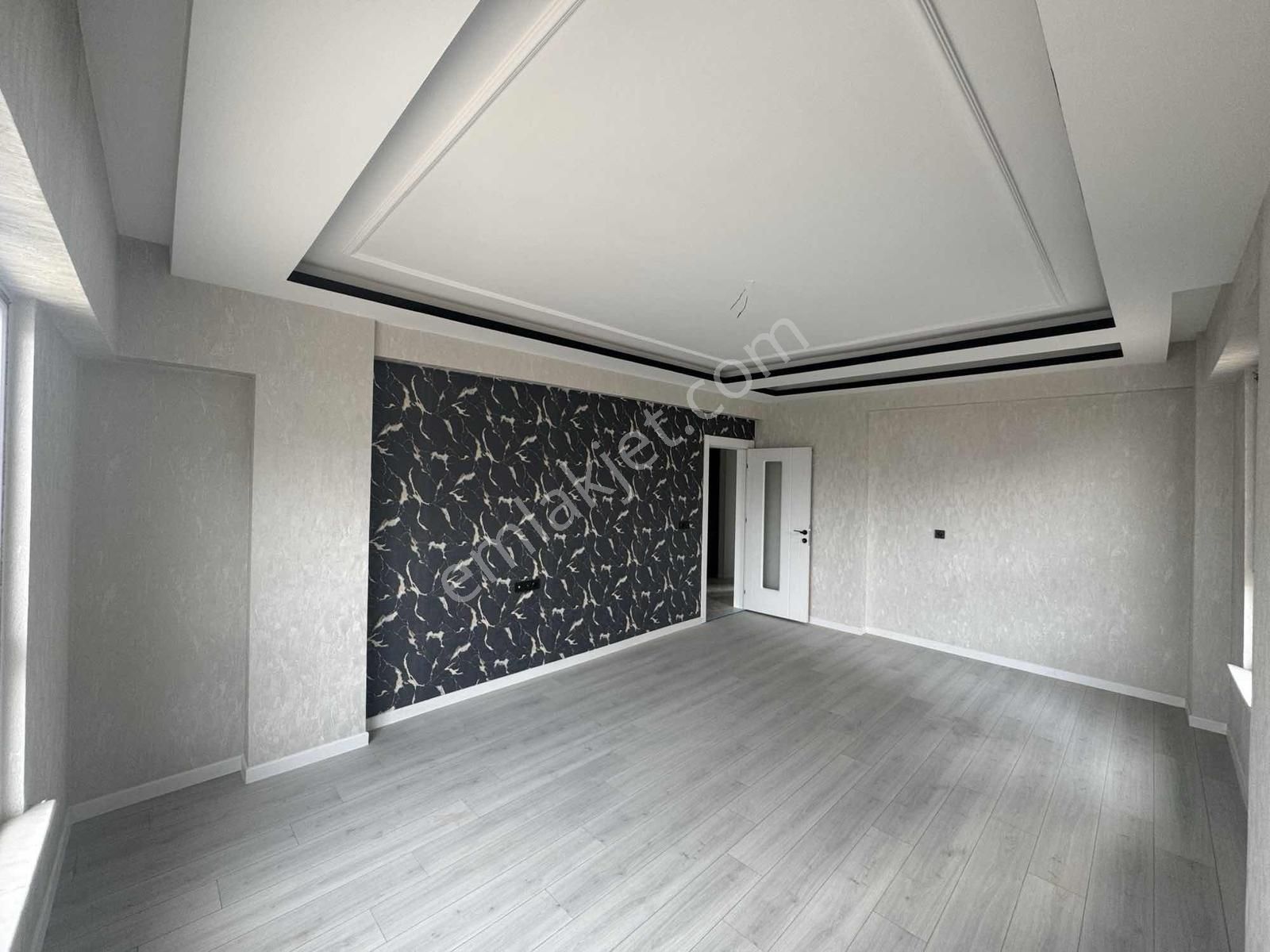 Mengene Mahellesinde Site İçi 3+1 Ara Kat Lüks Daire - Görsel 16