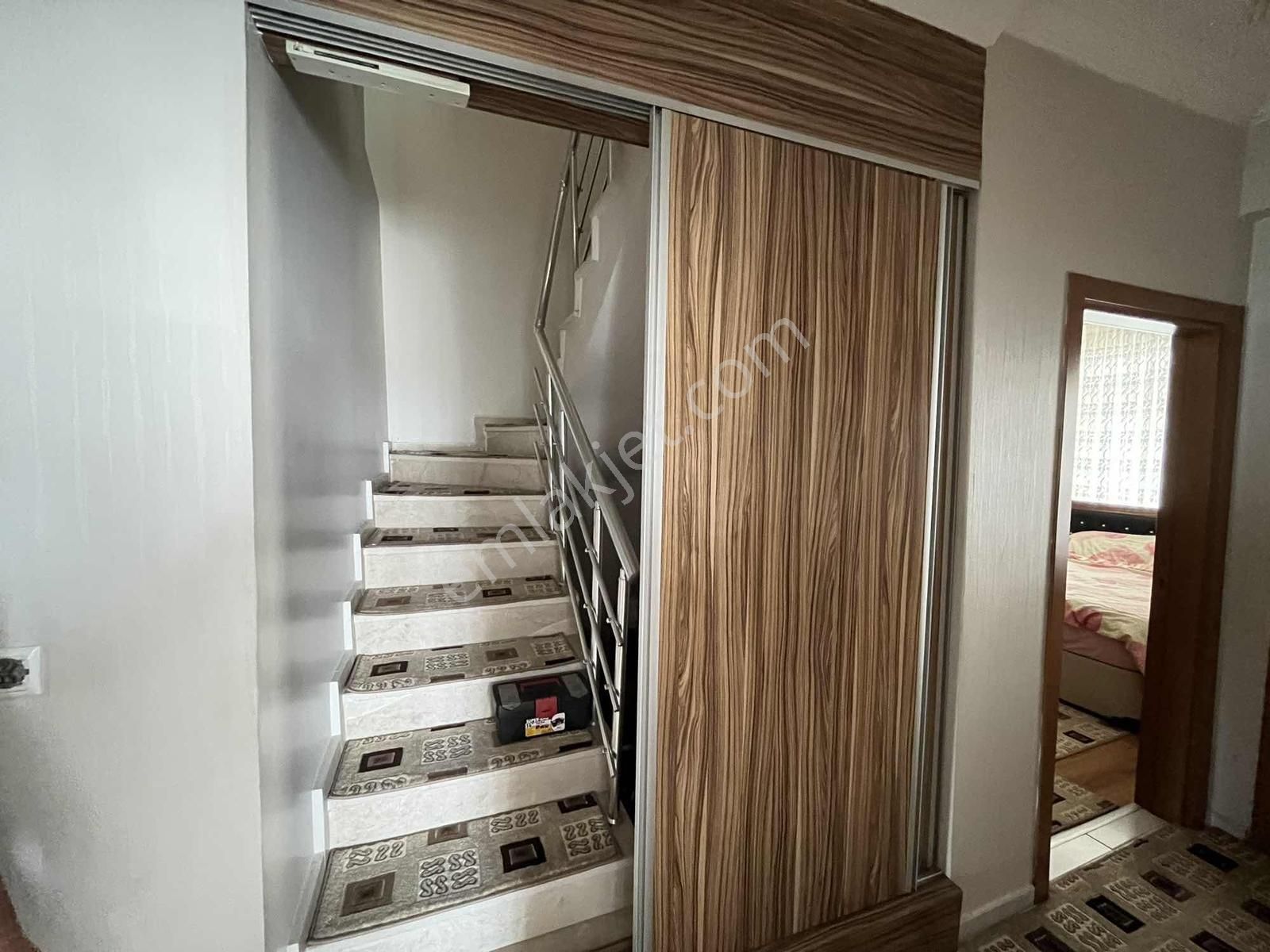 Meram Aymanas Mahallesi'nde Geniş İskanlı Dubleks 5+1 Daire! - Görsel 9