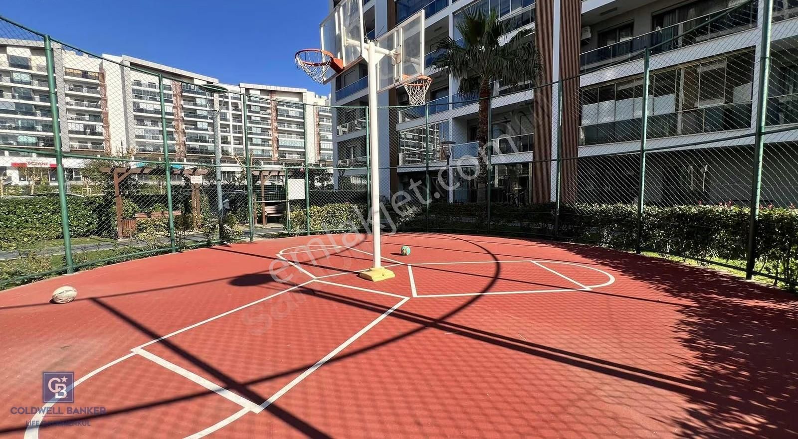 Ataşehir Modern 3te Havuz Manzaralı 1+1 Satılık Daire - Görsel 4