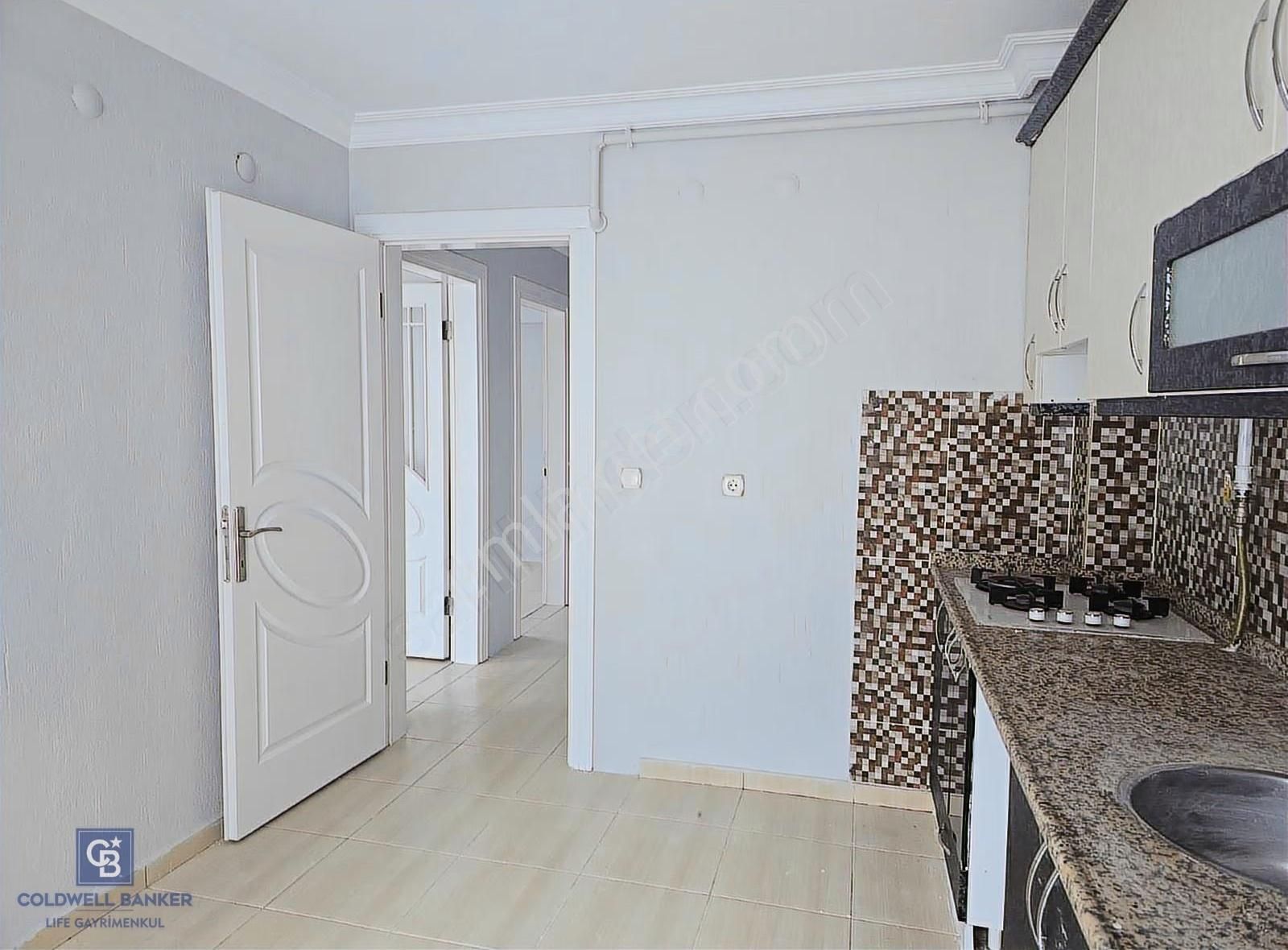 Menderes Merkezde 2+1 Kiralık Daire - Görsel 4