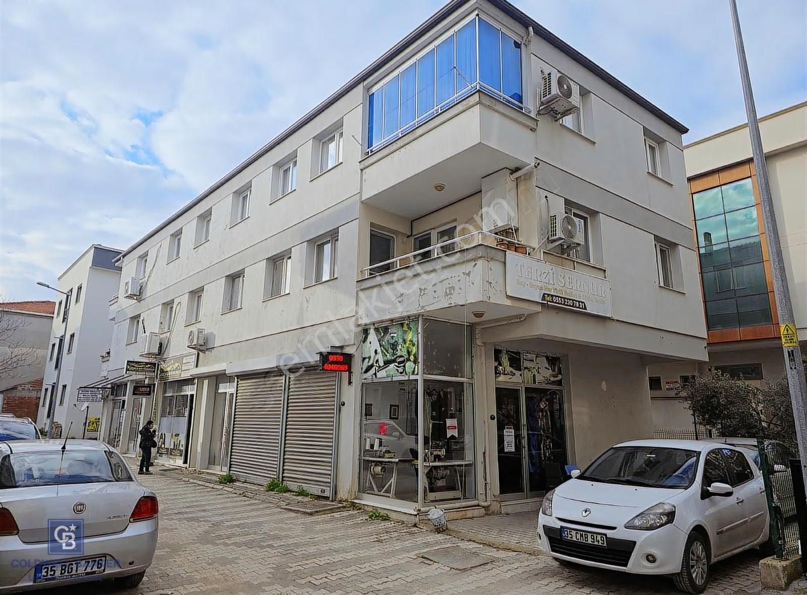 Menderes Merkezde 2+1 Kiralık Daire