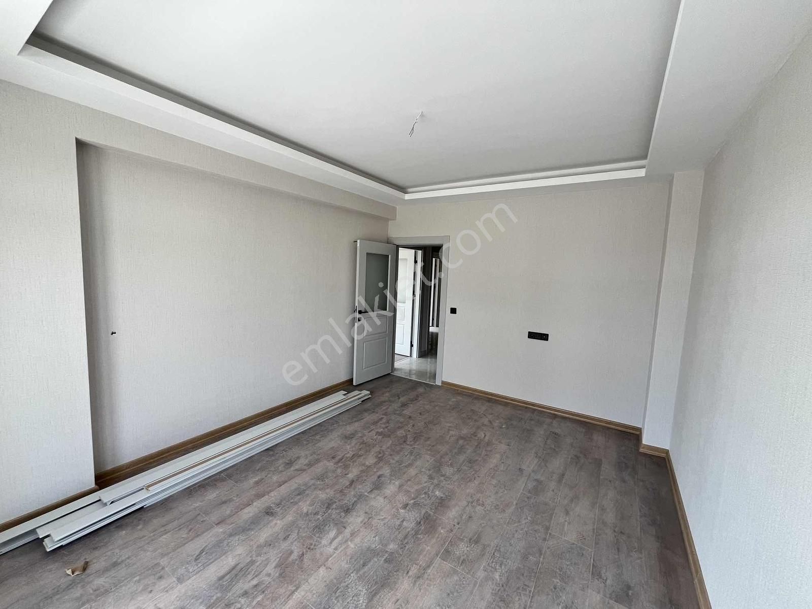 Uluırmak Mahallesi Ahmet Özcan Caddesi Civarı Ultra Lüks 4+1 ! - Görsel 3