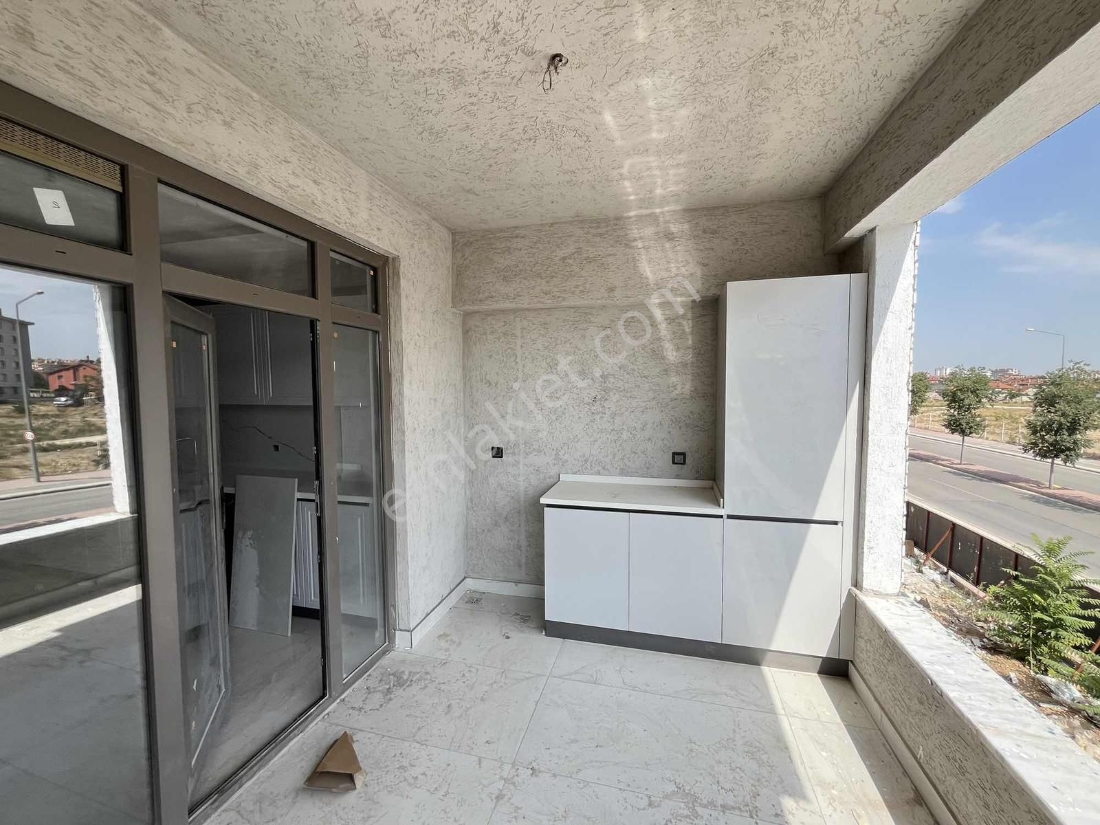 Uluırmak Mahallesi Ahmet Özcan Caddesi Civarı Ultra Lüks 4+1 ! - Görsel 22