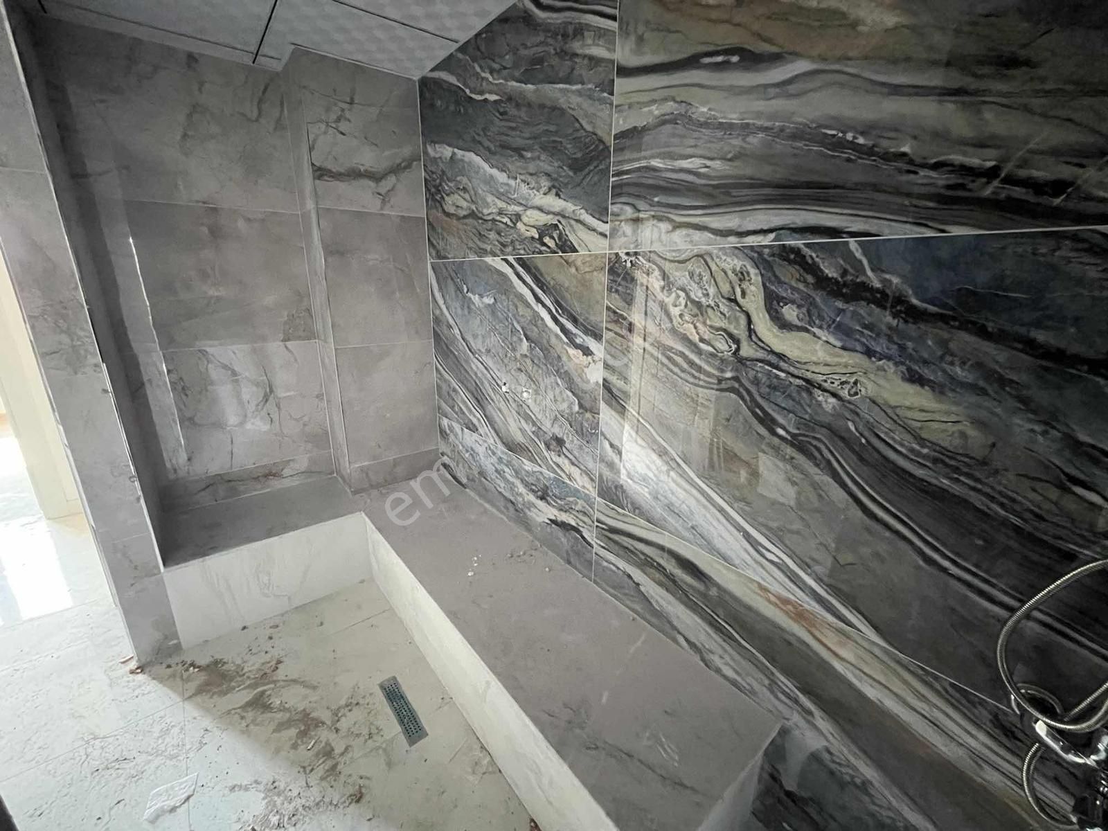 Uluırmak Mahallesi Ahmet Özcan Caddesi Civarı Ultra Lüks 4+1 ! - Görsel 6