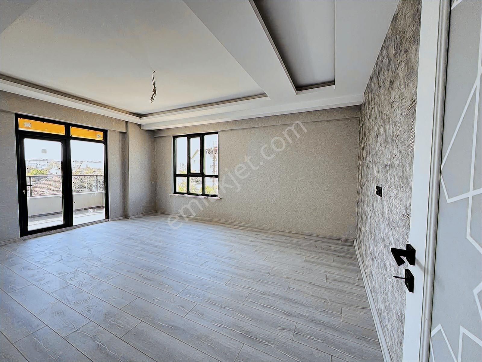 Meram Alparslan Caddesi Yakını 3+1 Ara Kat Site İçi Lüks Daire - Görsel 10