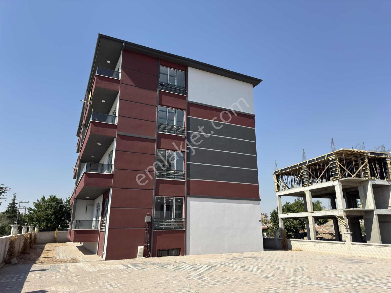 Karaman Yolu Üzeri Yüksek Giriş Geniş 3+1 Daire - Görsel 1