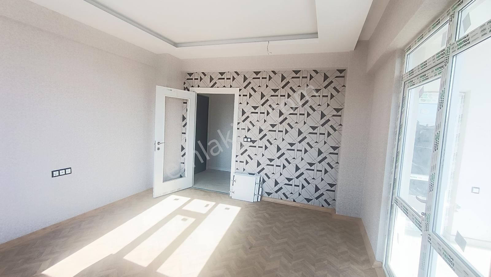 Meram Alakova Mahallesinde Satılık 2+1 Lüx Daire - Görsel 6