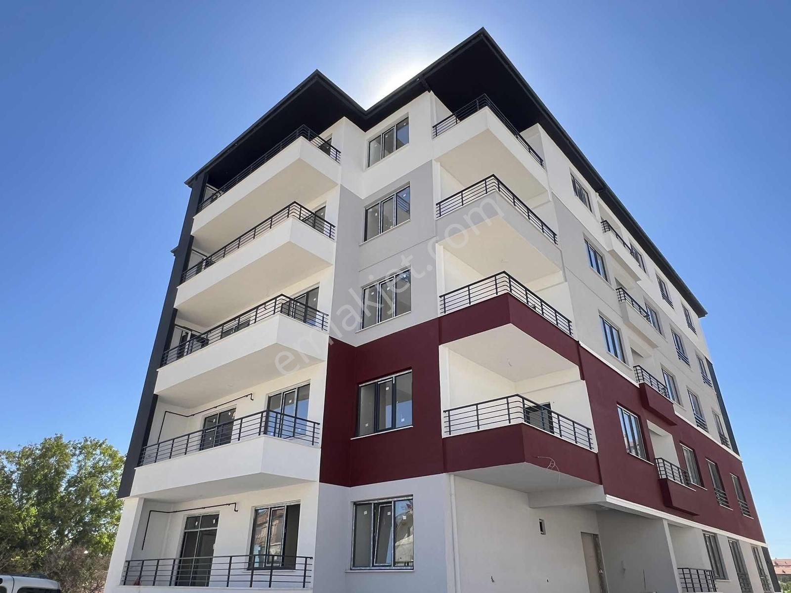 Meram Alparslan Mahallesinde 3+1 Lüks Site İçi Daire - Görsel 3