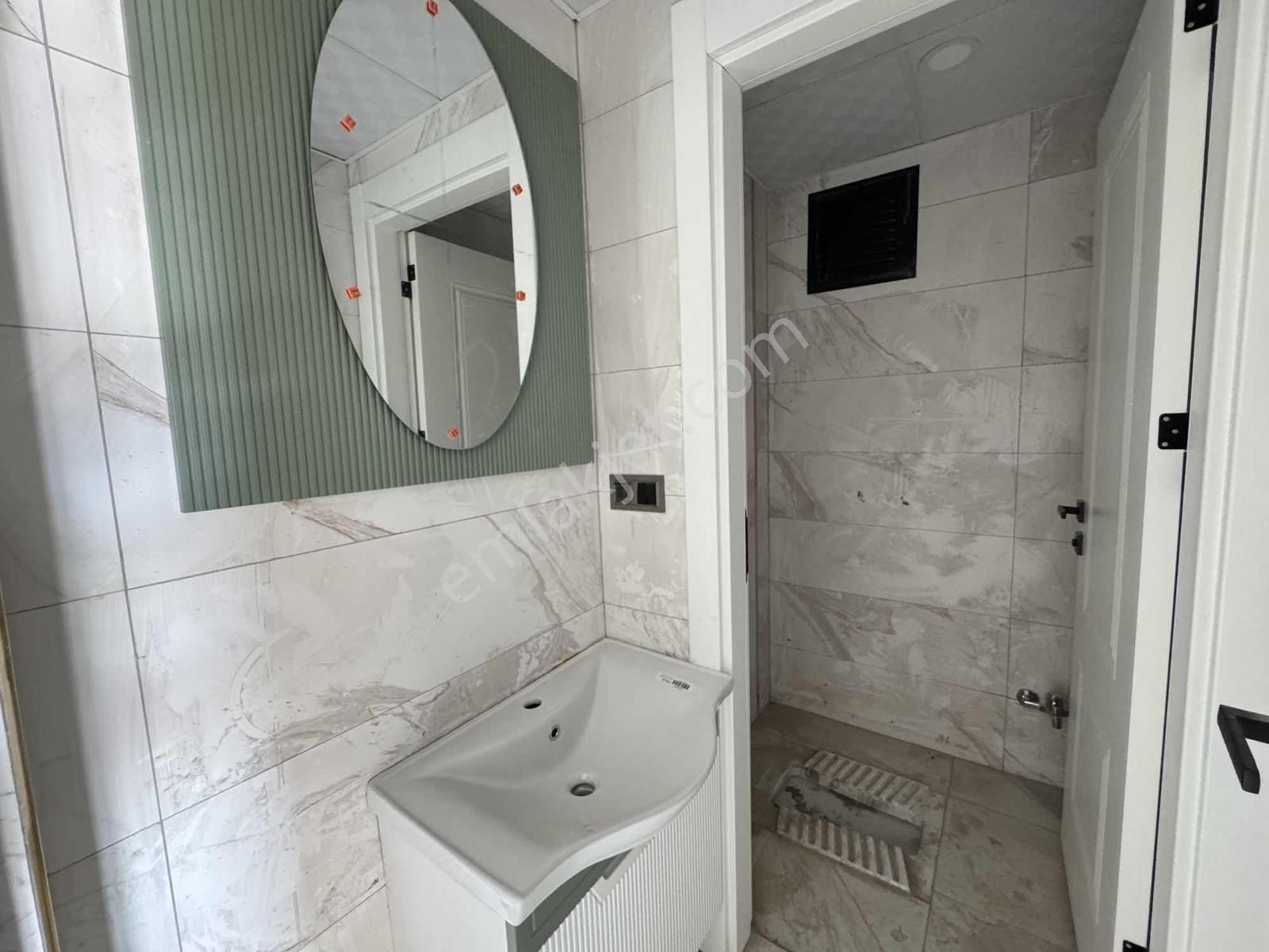 Menzil Cd Üzeri Şehir Hastanesi Yakını Site İçi 3+1 Lüks Daire - Görsel 14