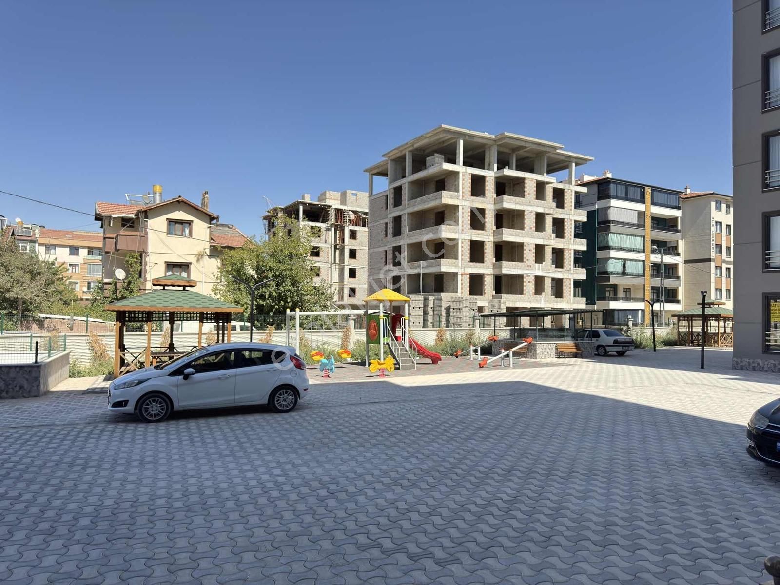 Menzil Cd Üzeri Şehir Hastanesi Yakını Site İçi 3+1 Lüks Daire - Görsel 9
