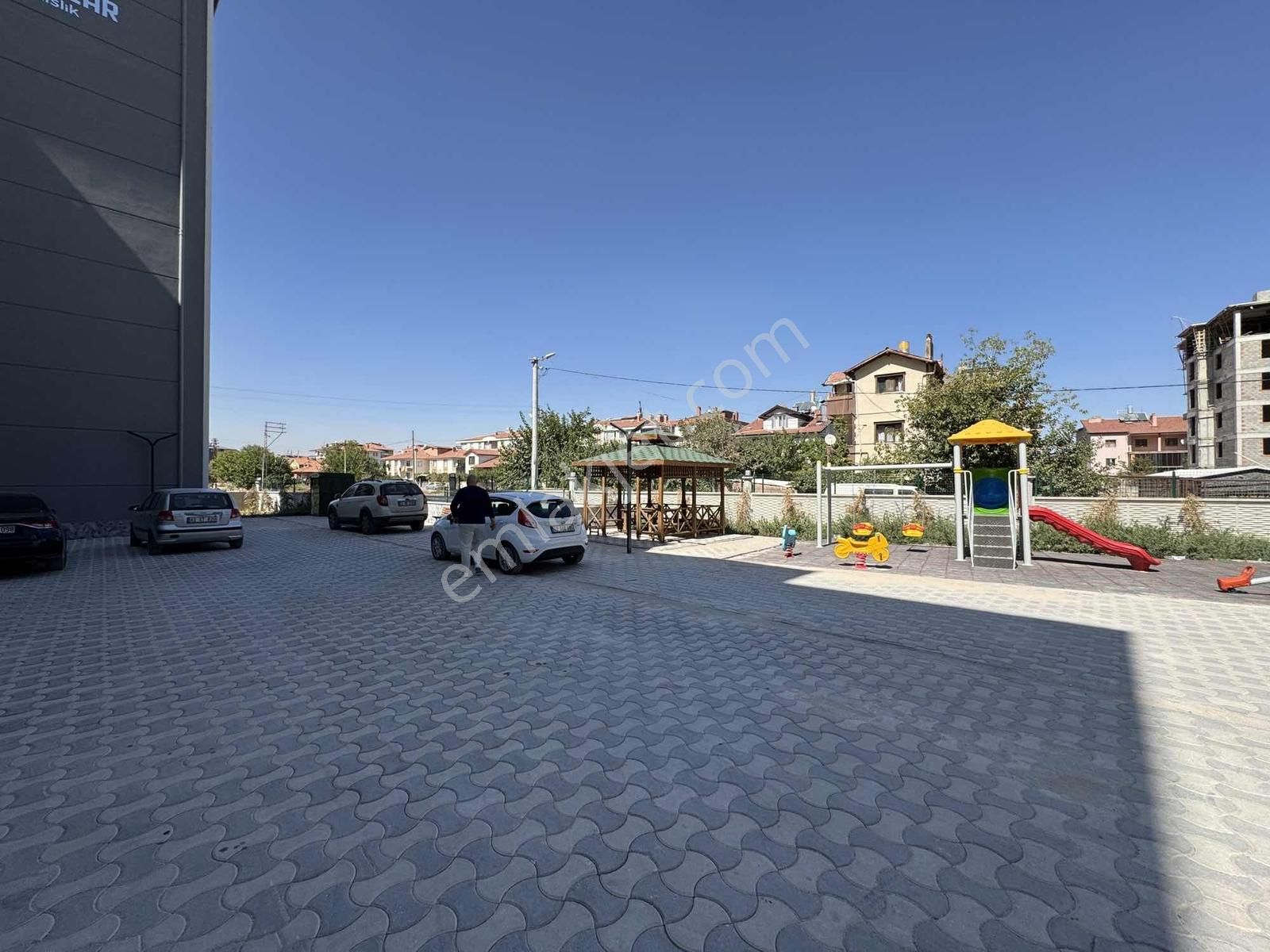 Menzil Cd Üzeri Şehir Hastanesi Yakını Site İçi 3+1 Lüks Daire - Görsel 5