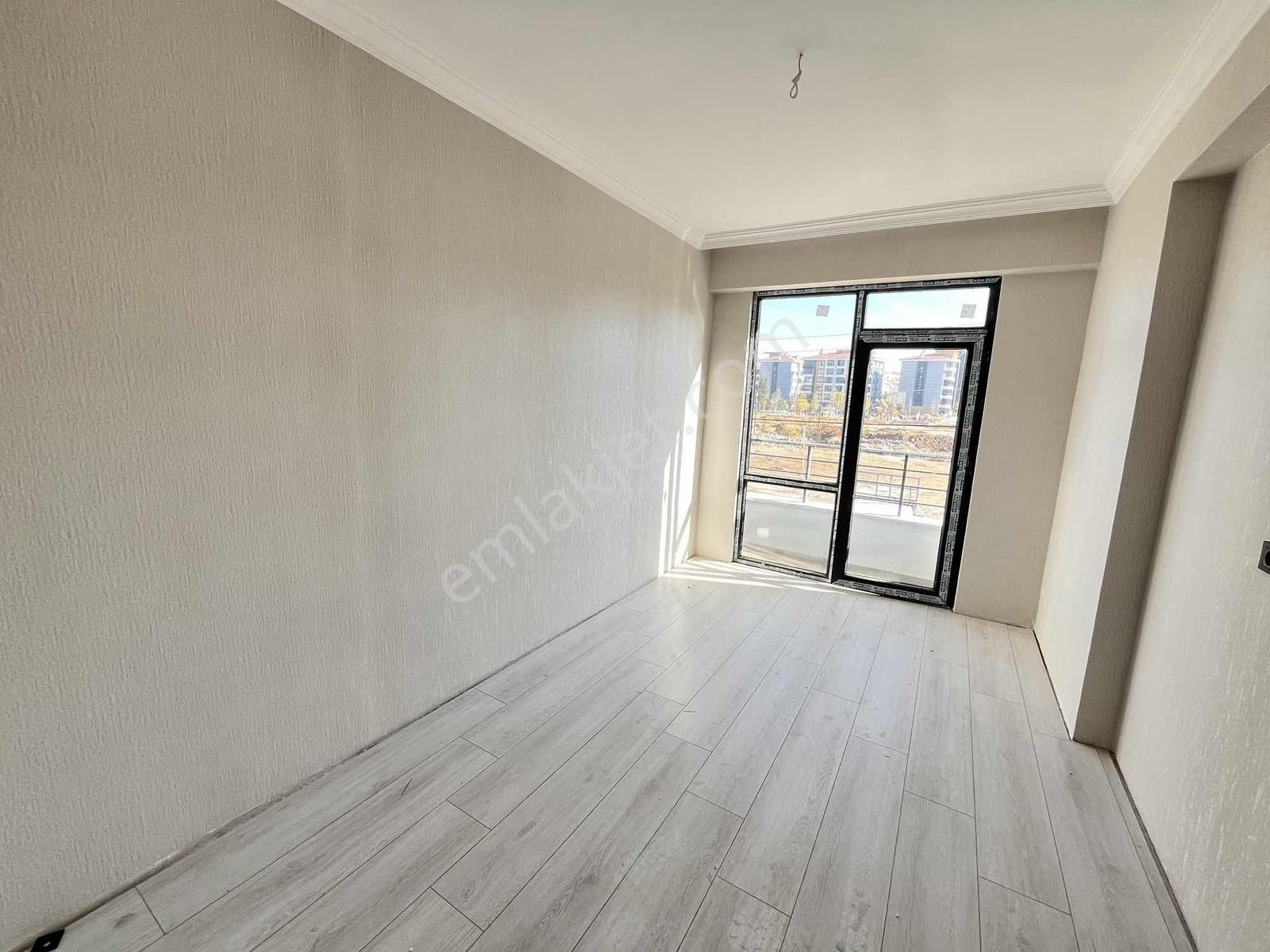 Uluırmak Evleri Karşısı Uygun Arakat 2+1 Daire! - Görsel 9