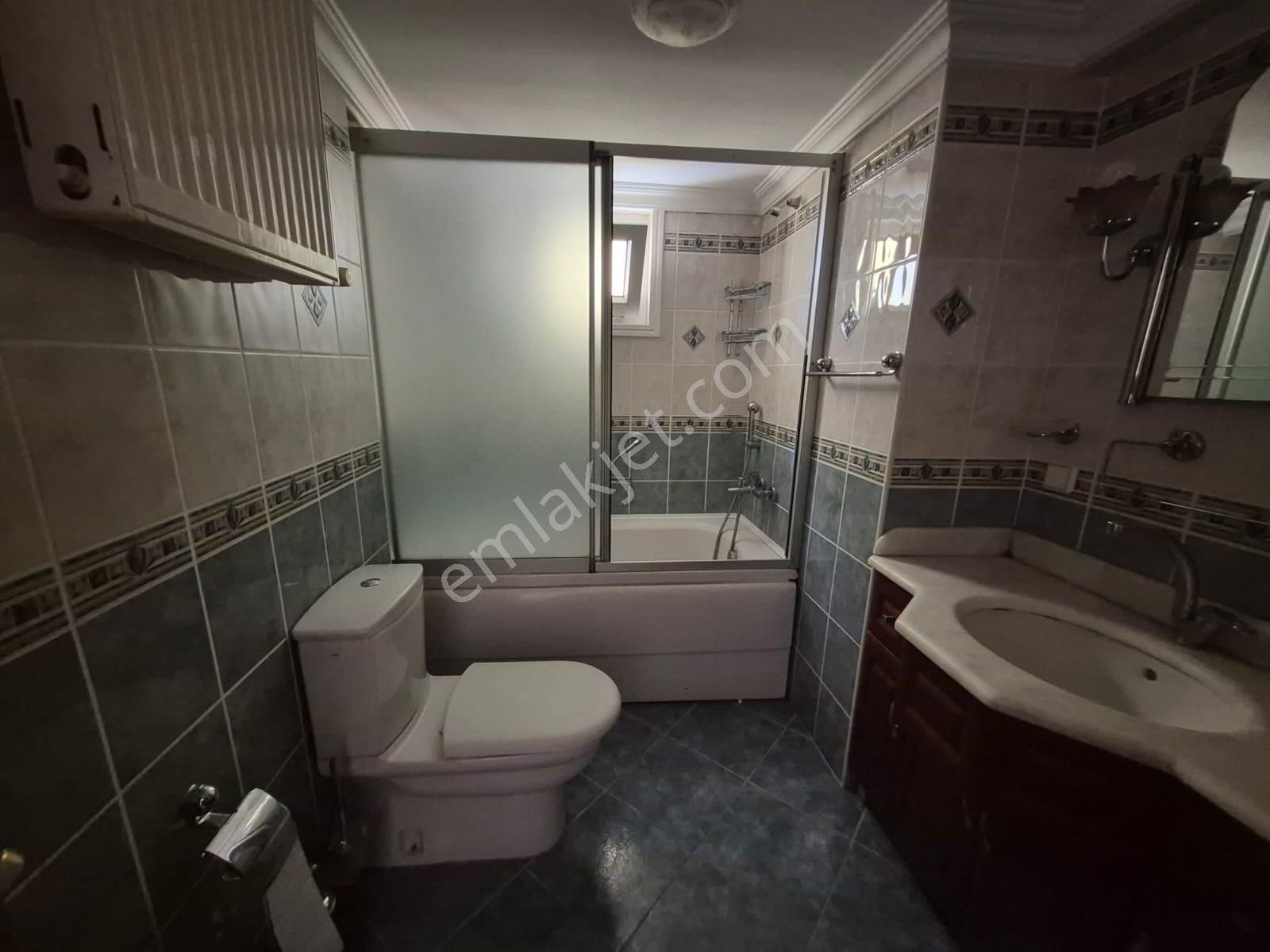 Acıbadem Alsancak Sitesinde Kiralık Daire - Görsel 15