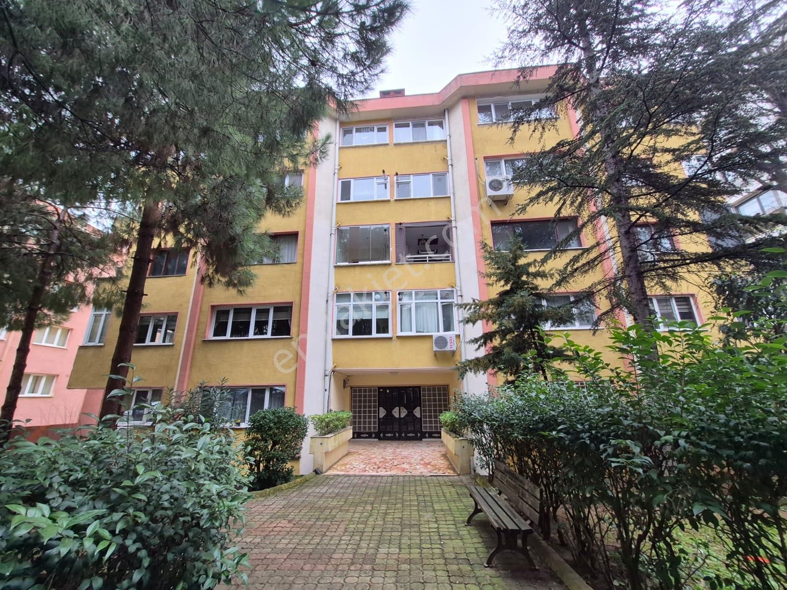 Acıbadem Alsancak Sitesinde Kiralık Daire - Görsel 24