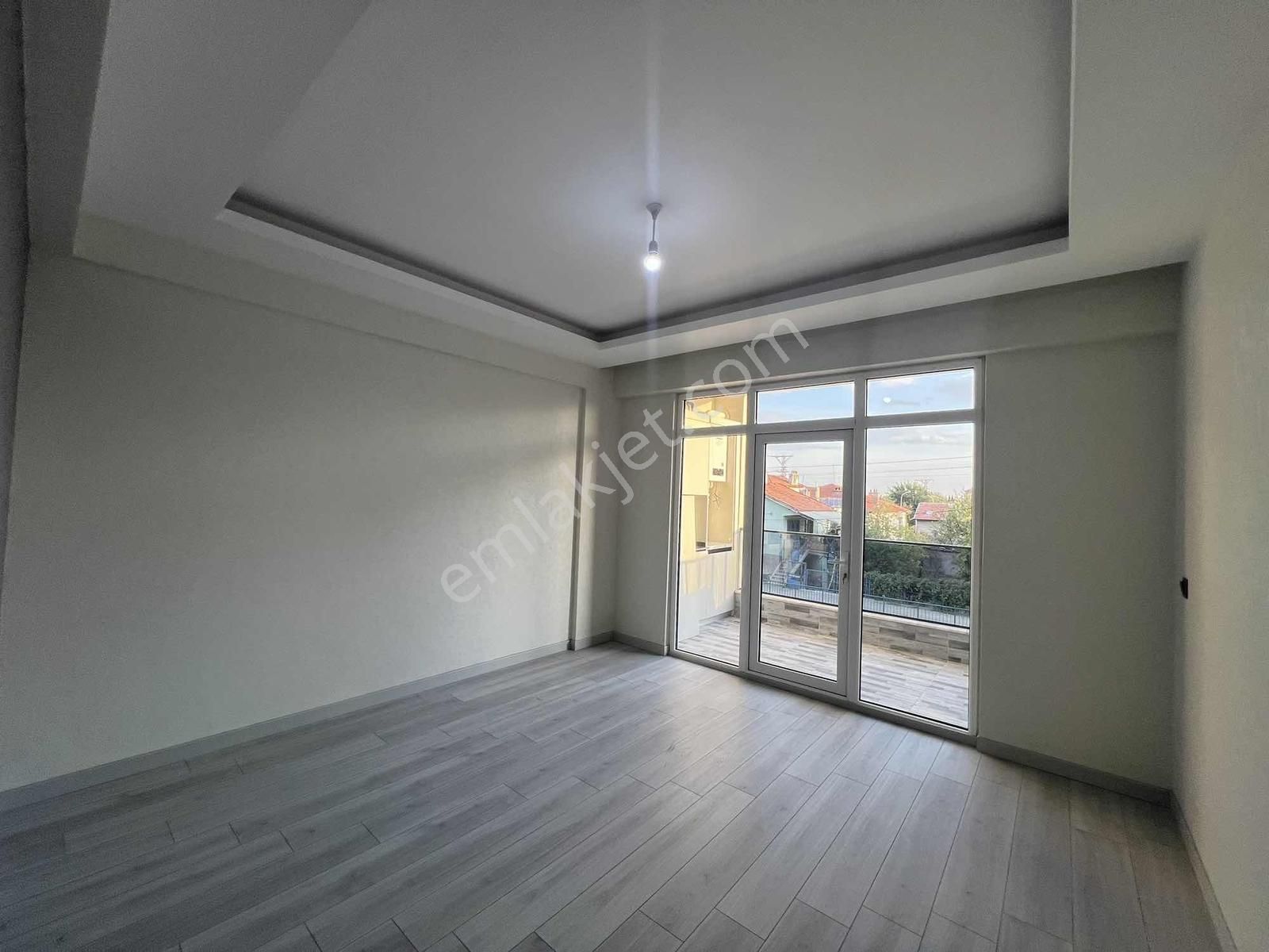 Meram Uluğbey Mahallesi 3+1 Site İçi Lüks Ferah Daire - Görsel 8