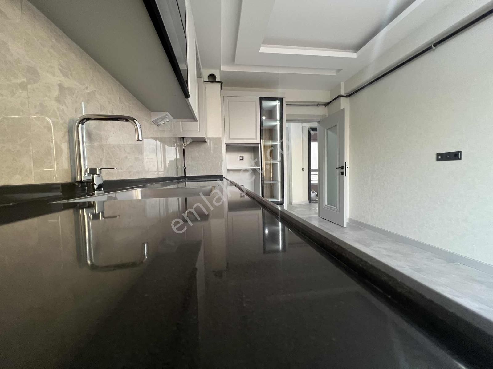 Meram Uluğbey Mahallesi 3+1 Site İçi Lüks Ferah Daire - Görsel 14