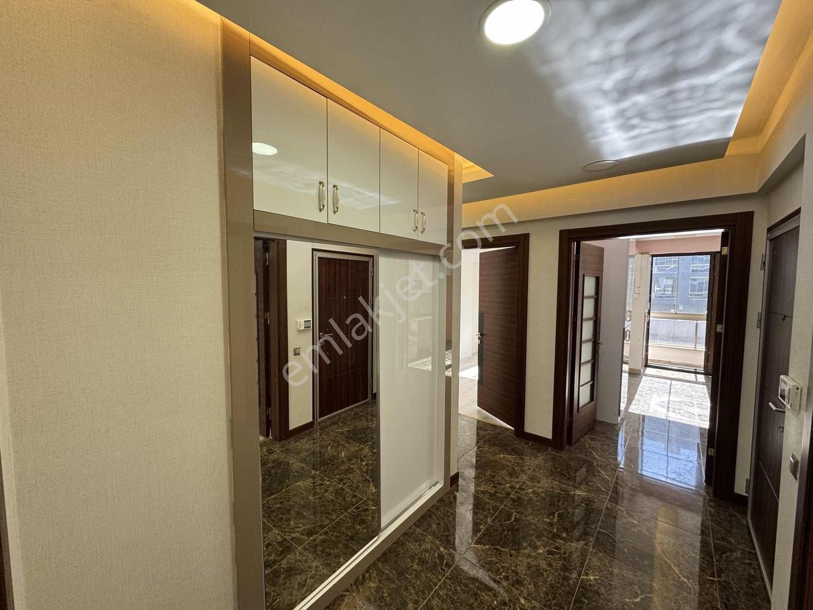 Hamzaoğlu Mahallesi Site İçi Ultra Lüks 4+1 - Görsel 17