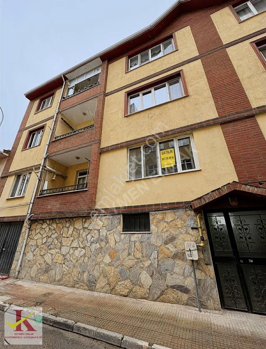 Kaymen Emlaktan Merkezi Konumda Satılık 3+1 Daire