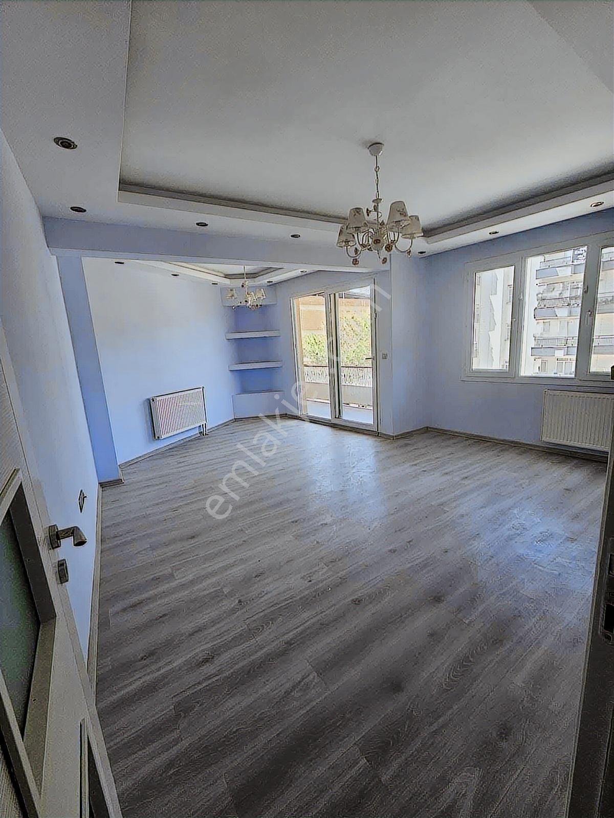 Ana Cadde Üzeri Konumda Satılık 3+1 Doğalgazlı 175m2 Daire - Görsel 13